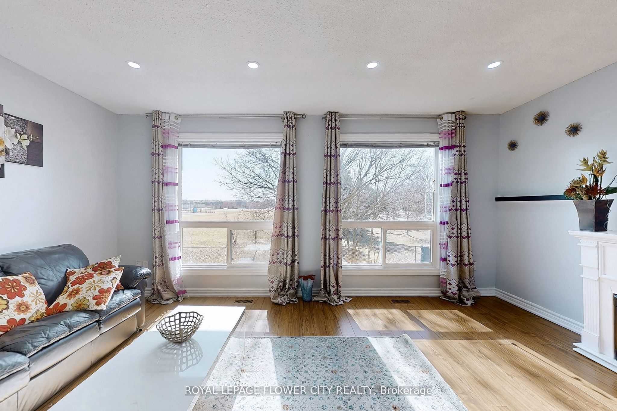 1155 Paramount Drive 43 Property Photo 8