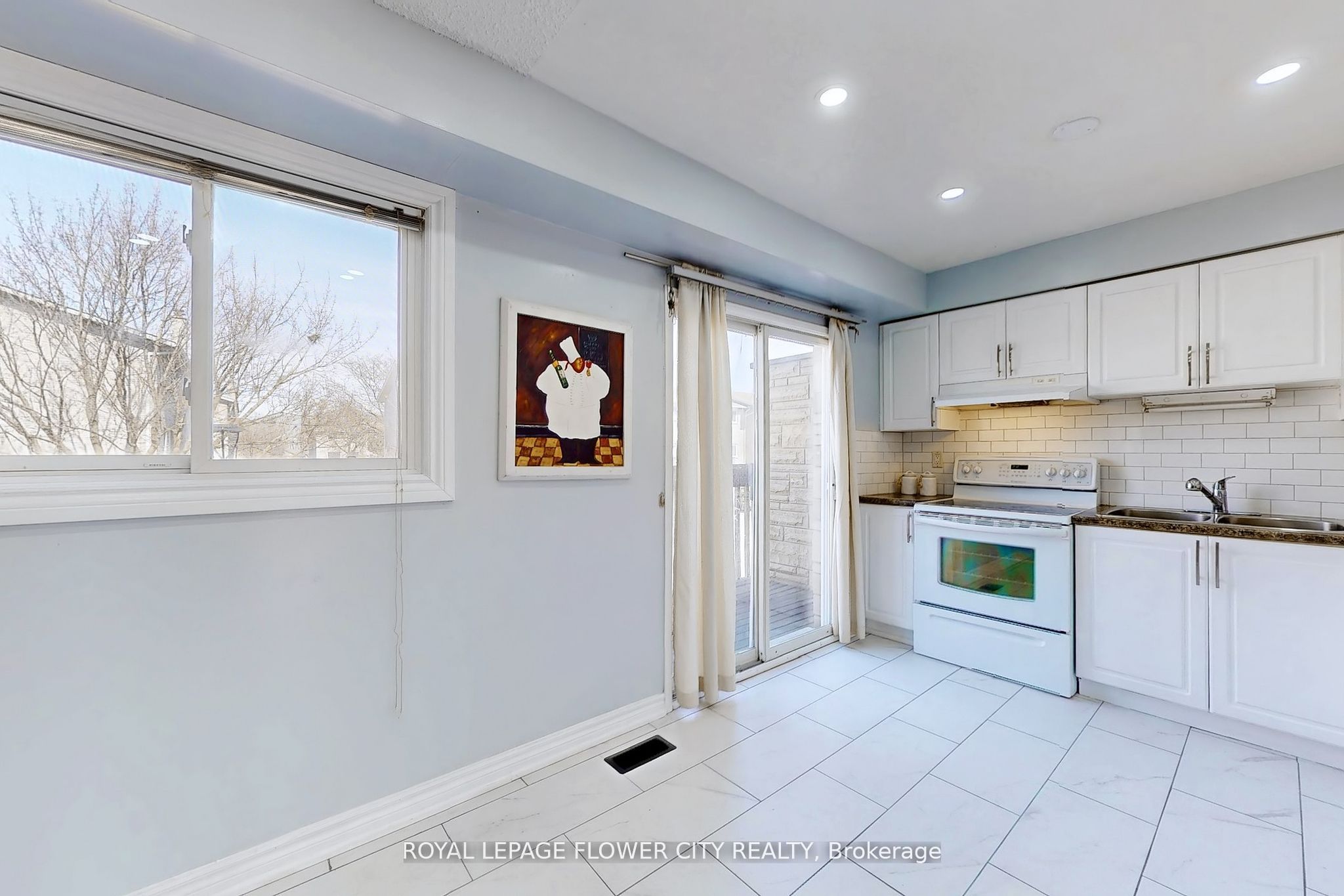 1155 Paramount Drive 43 Property Photo 11