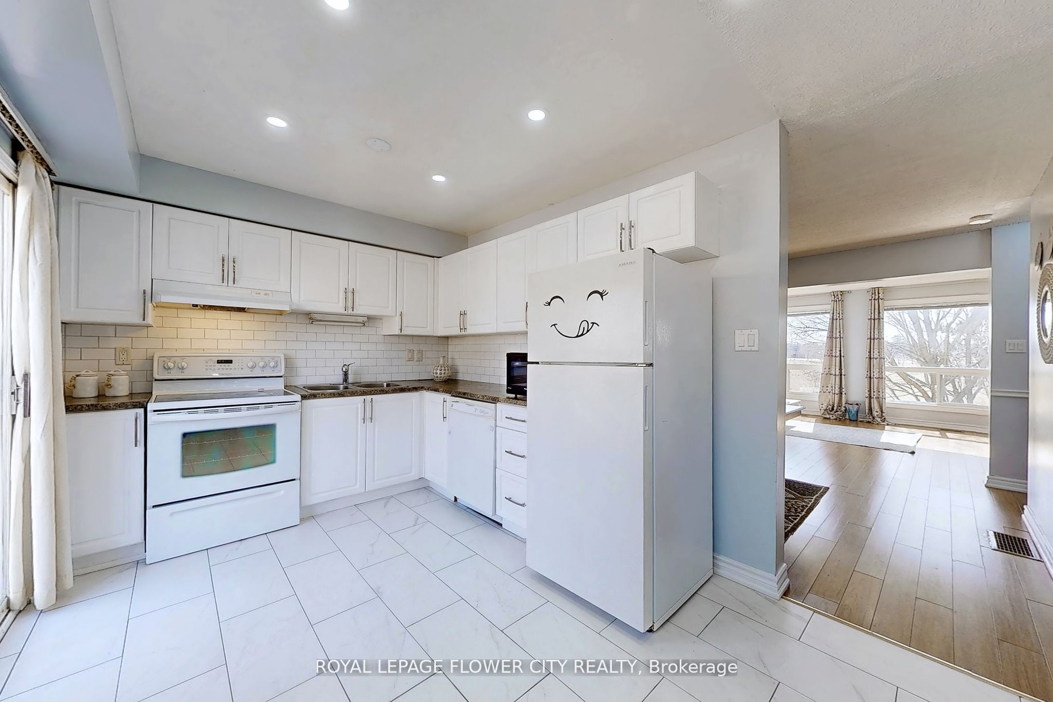 1155 Paramount Drive 43 Property Photo 12