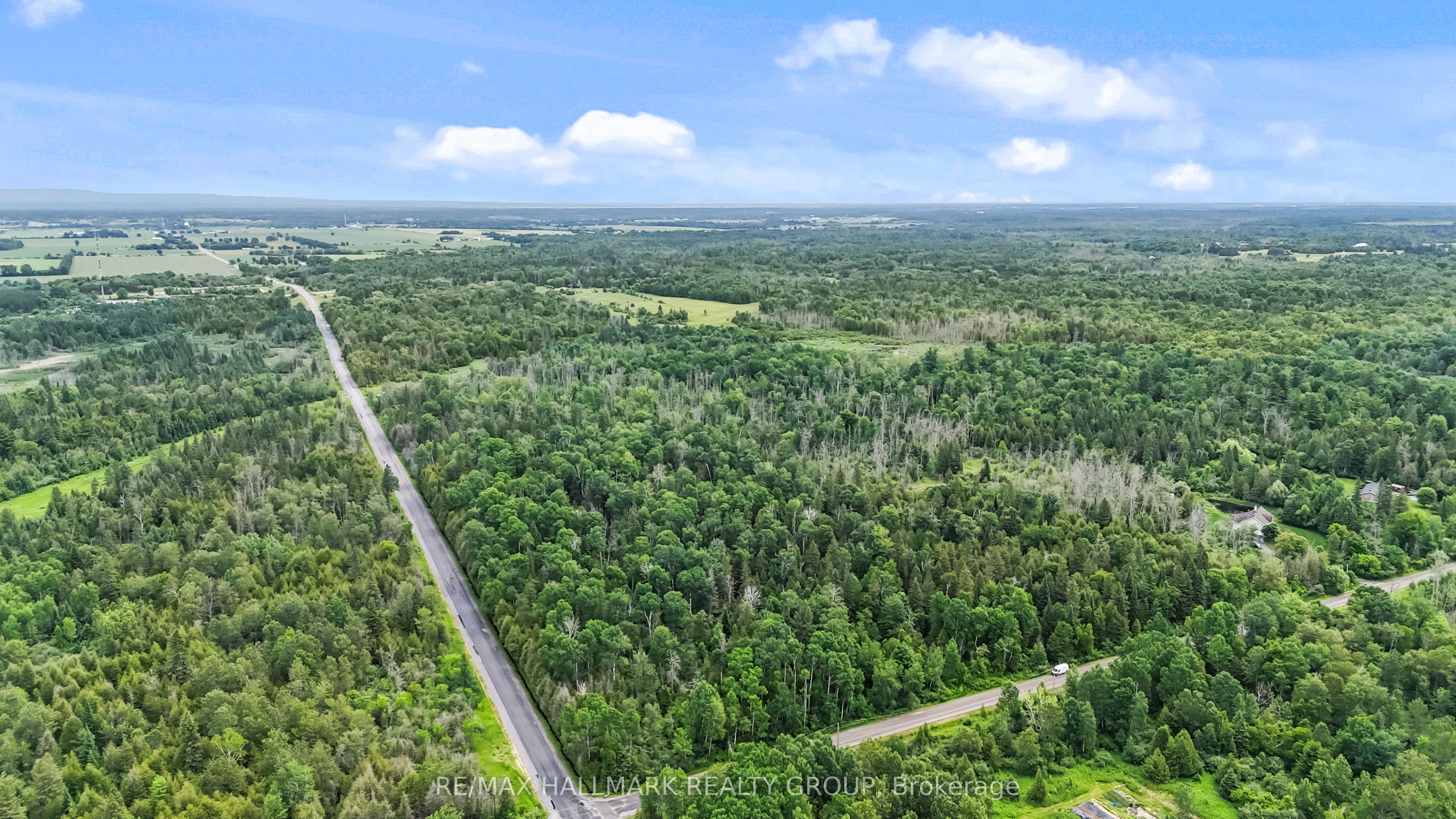 3106 Vaughan Side Road Property Photo 9