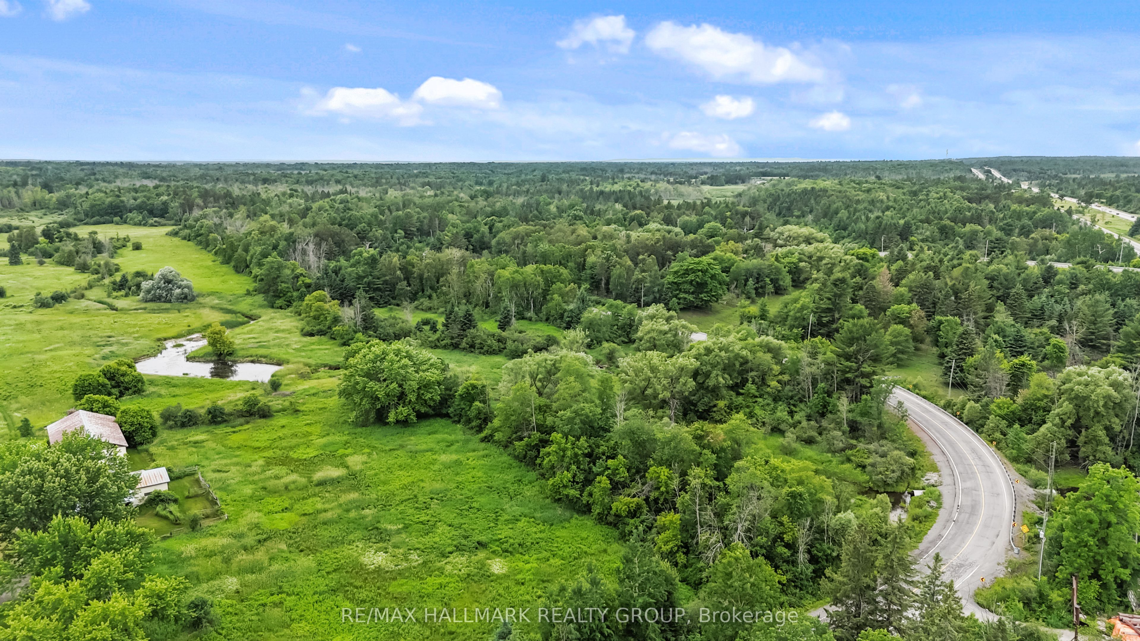 3106 Vaughan Side Road Property Photo 11
