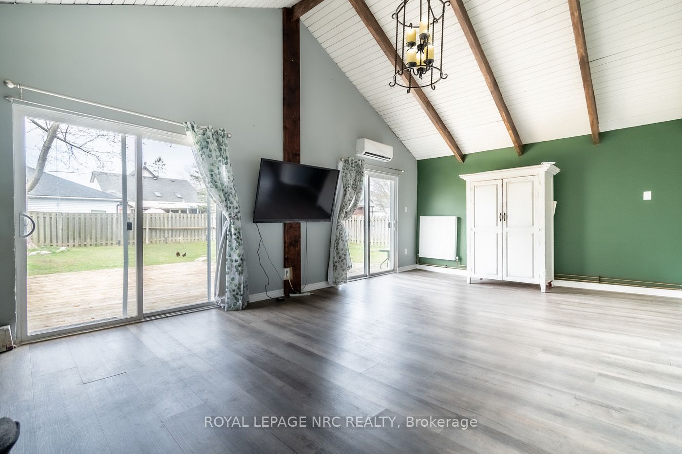 2533 Airline Street Property Photo 17