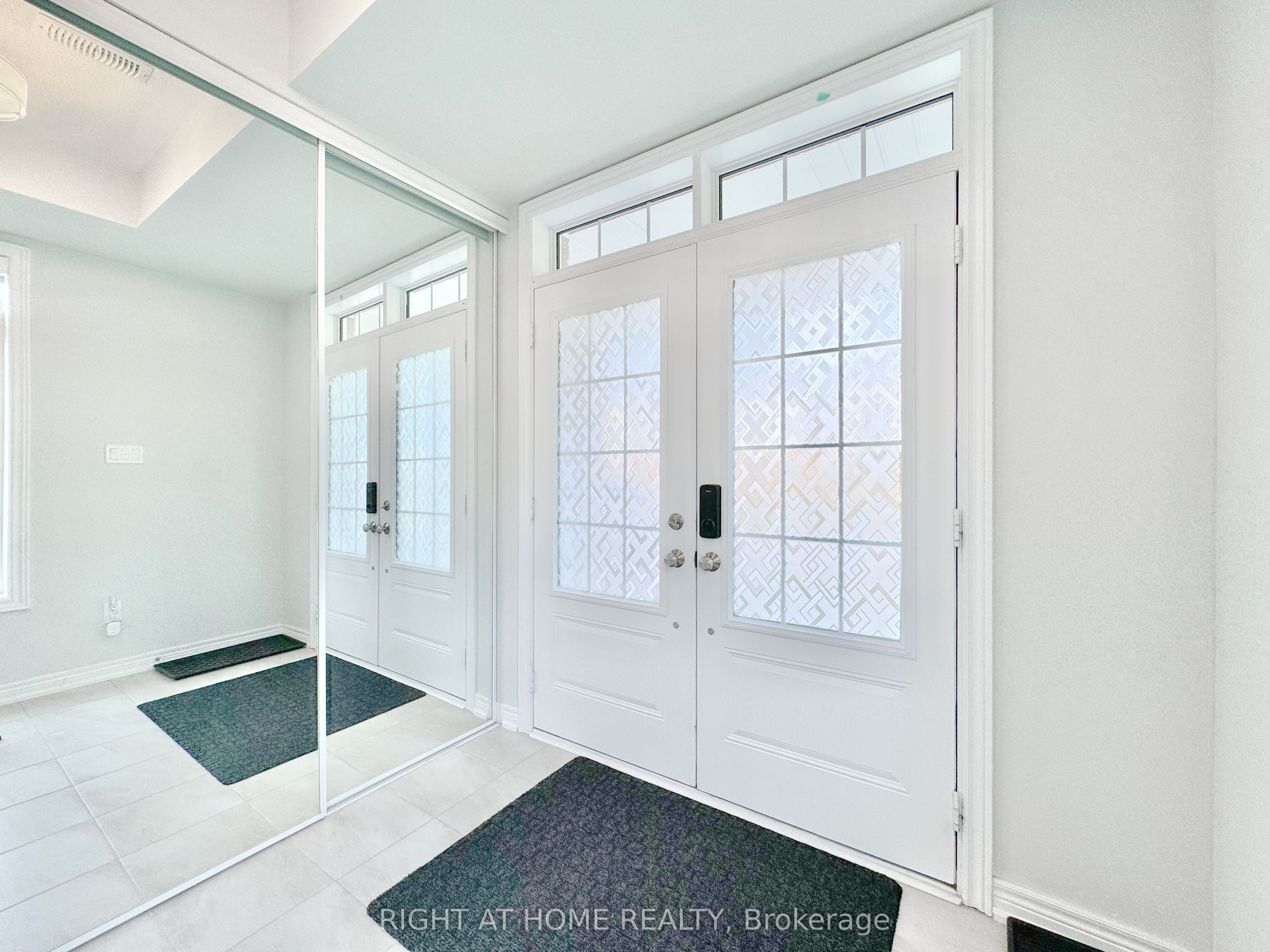 113 Hartley Avenue 39 Property Photo 6