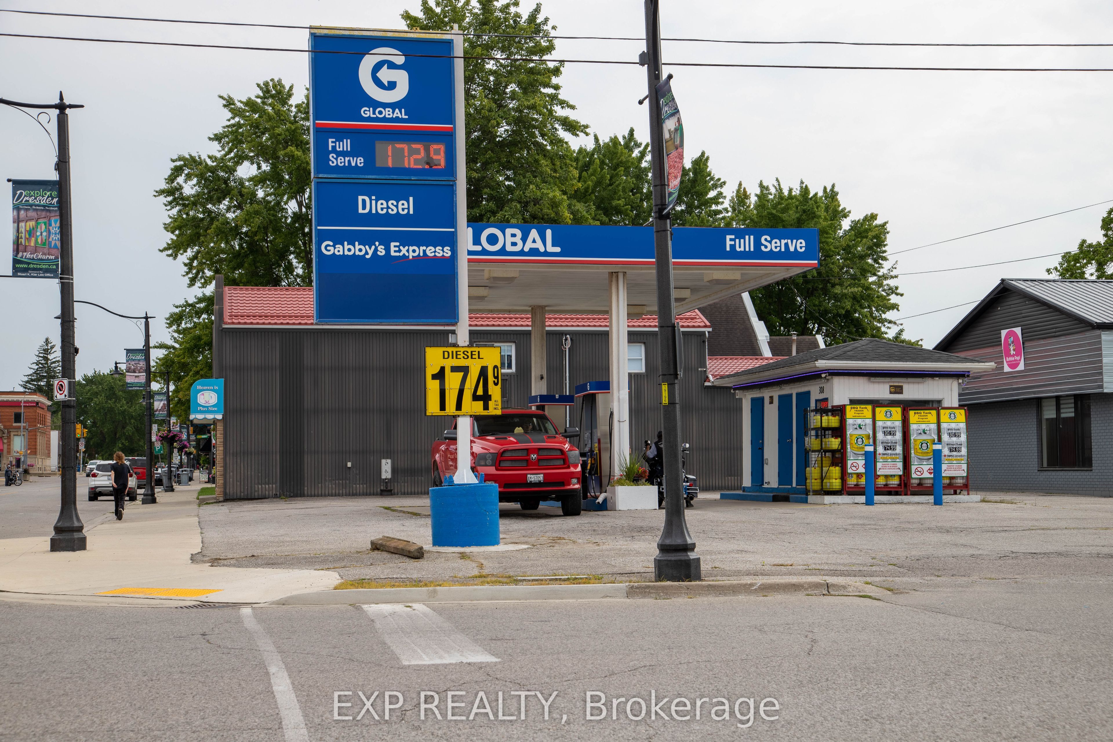 308 St. George Street Property Photo 2