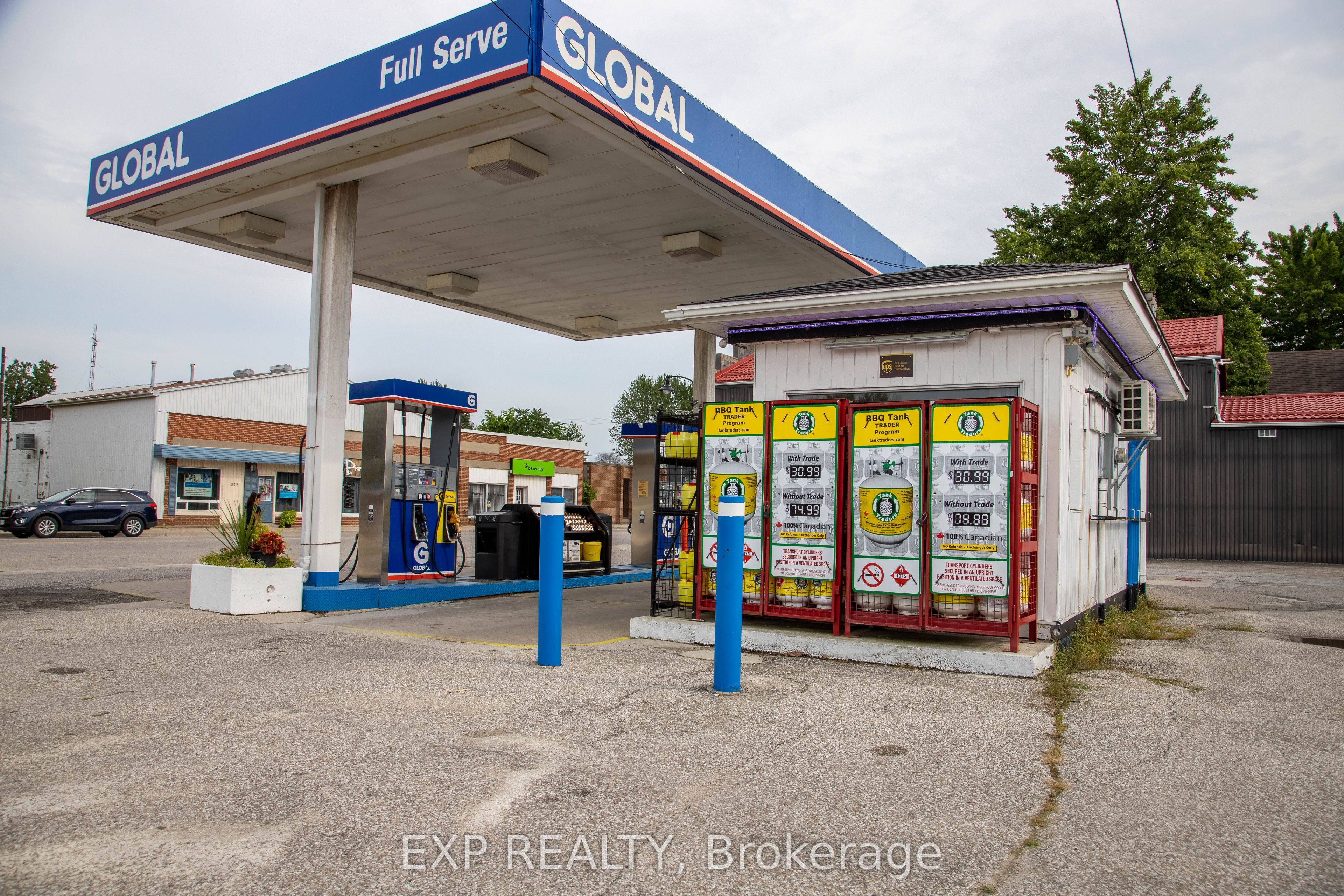 308 St. George Street Property Photo 6