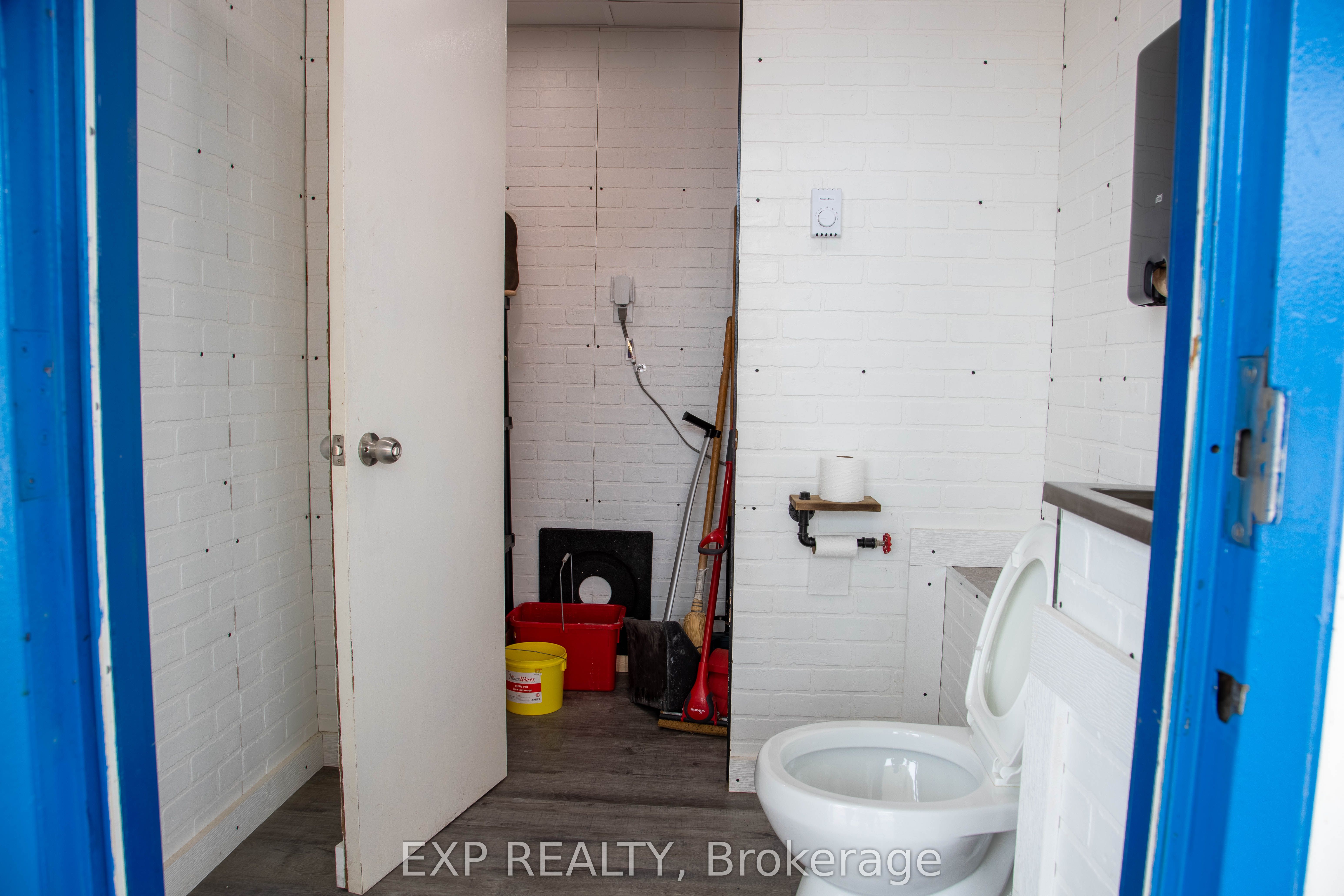 308 St. George Street Property Photo 12