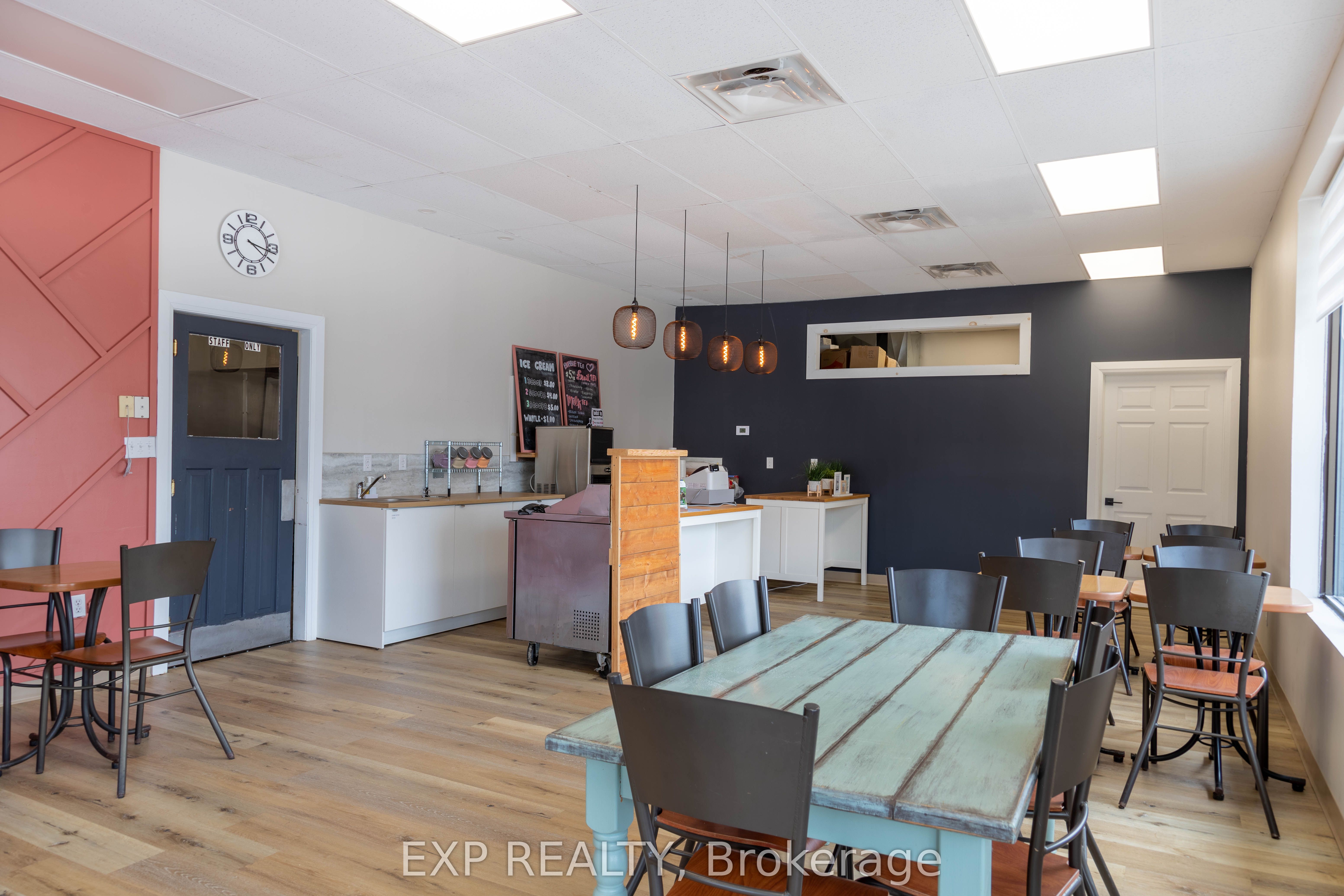 308 St. George Street Property Photo 22