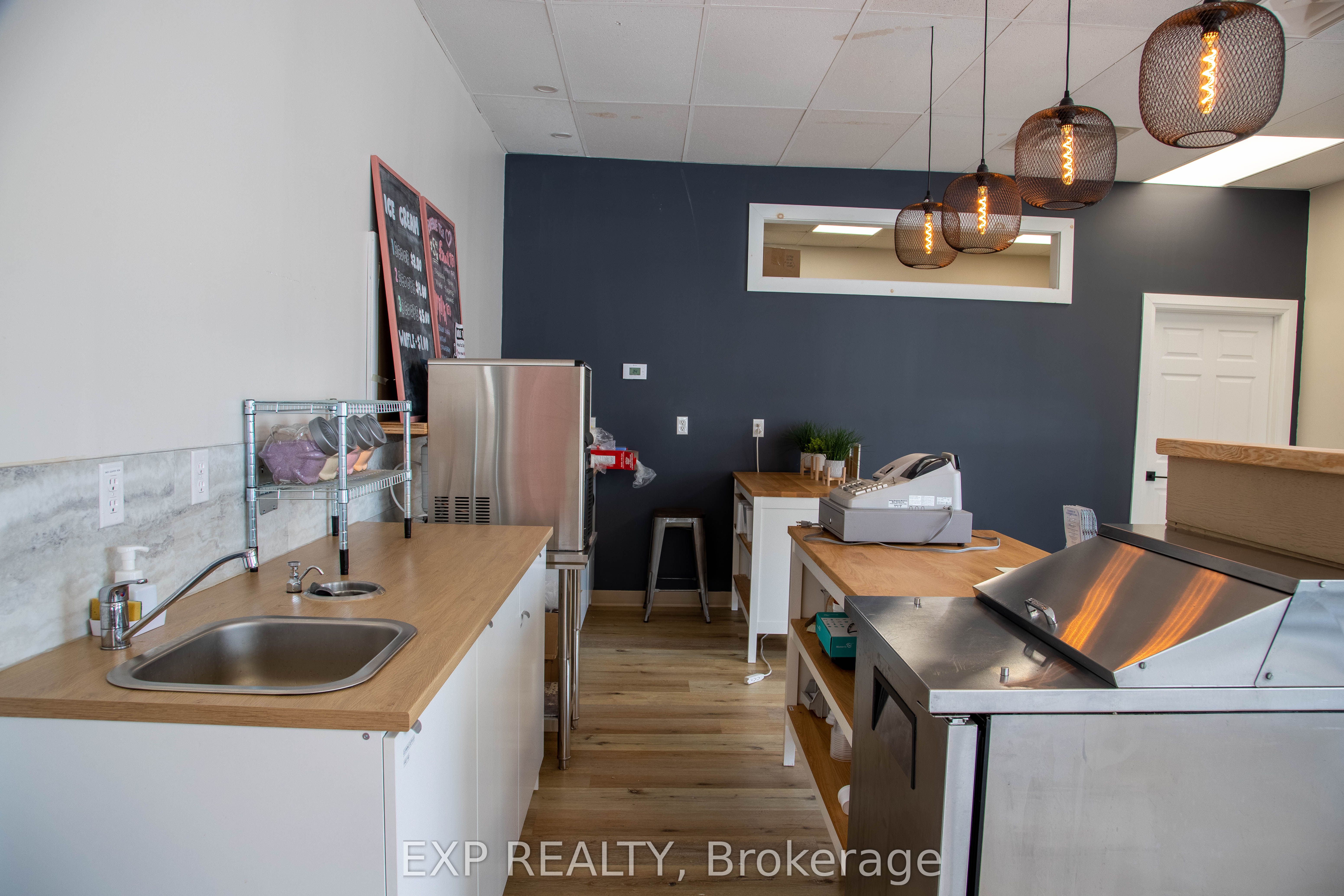 308 St. George Street Property Photo 25