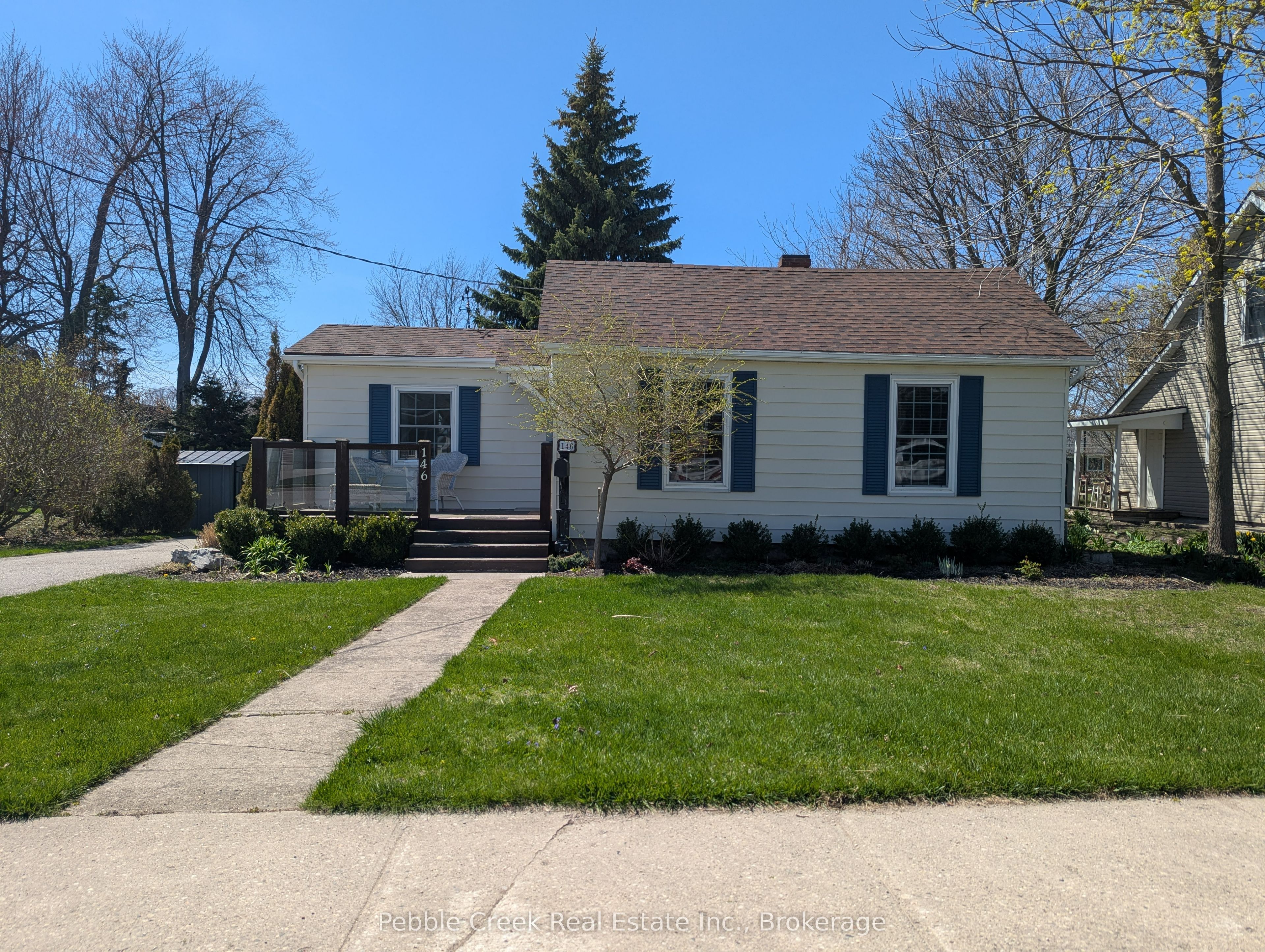 146 Wellington Street Property Photo 1
