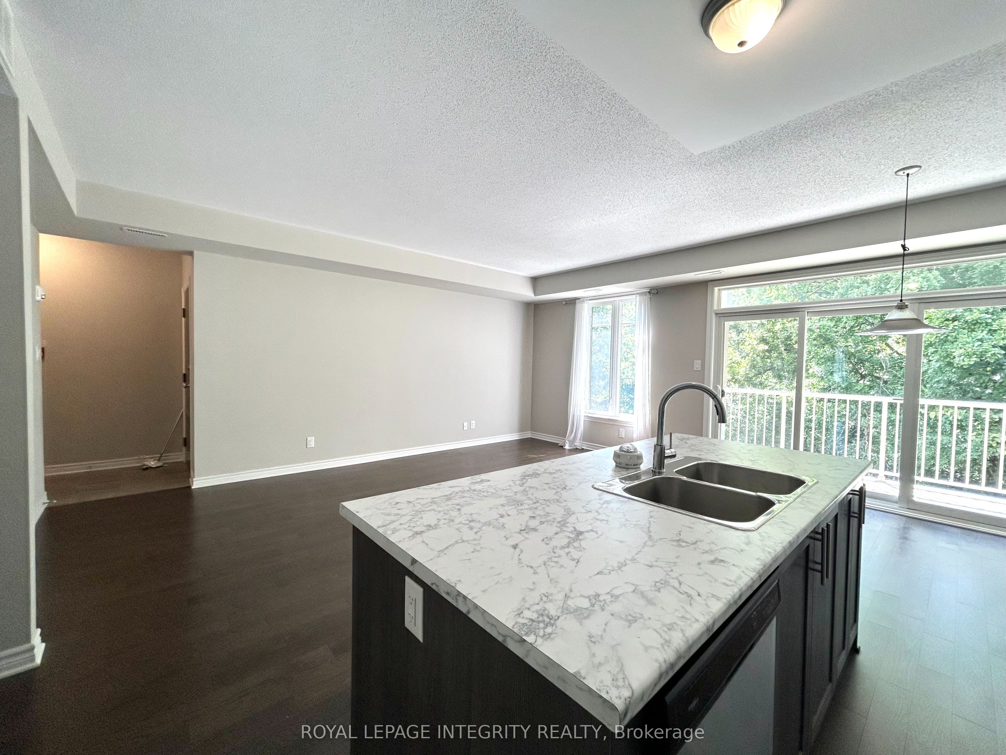 1032 Beryl Private F Property Photo 5