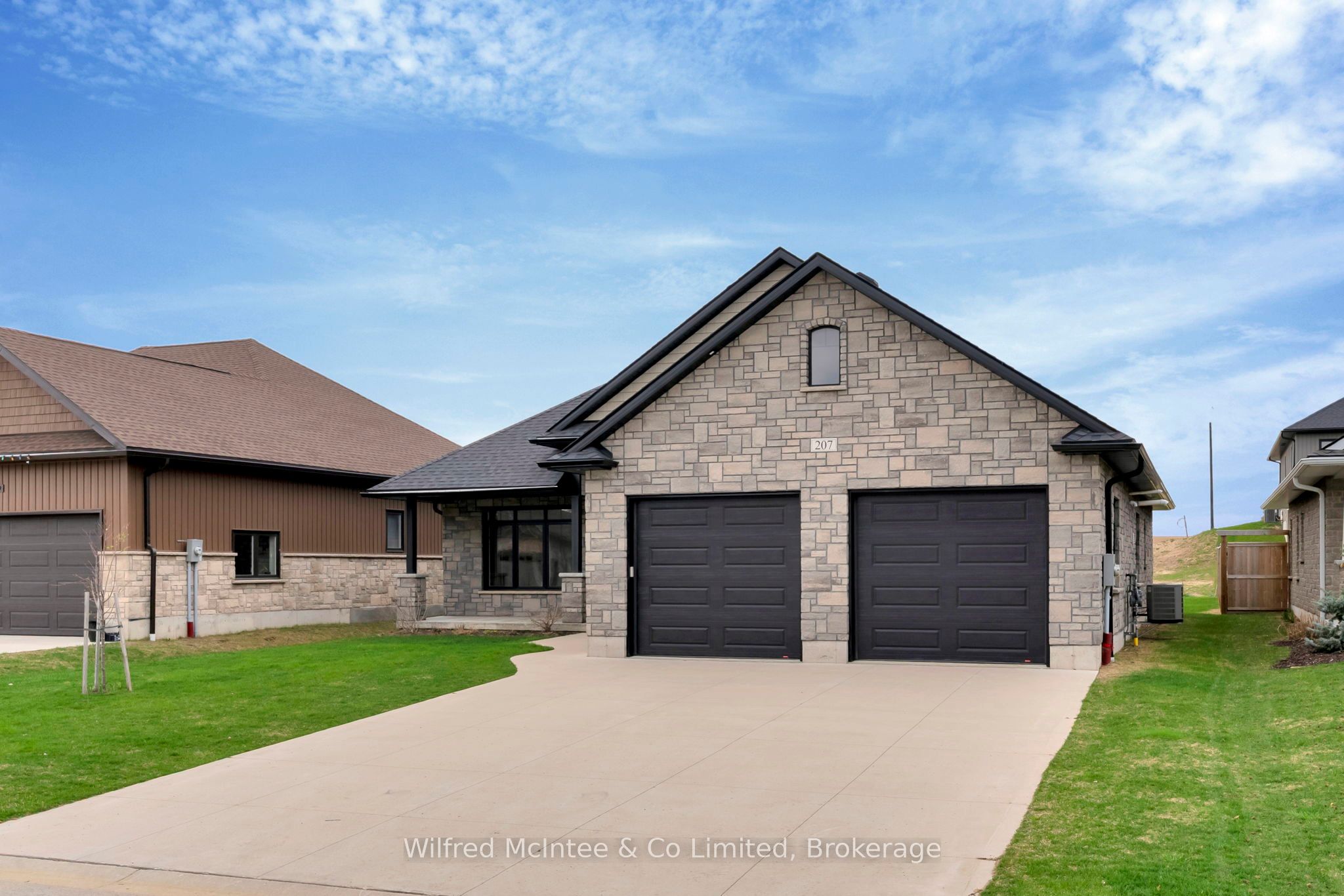 207 Irishwood Lane Property Photo 3