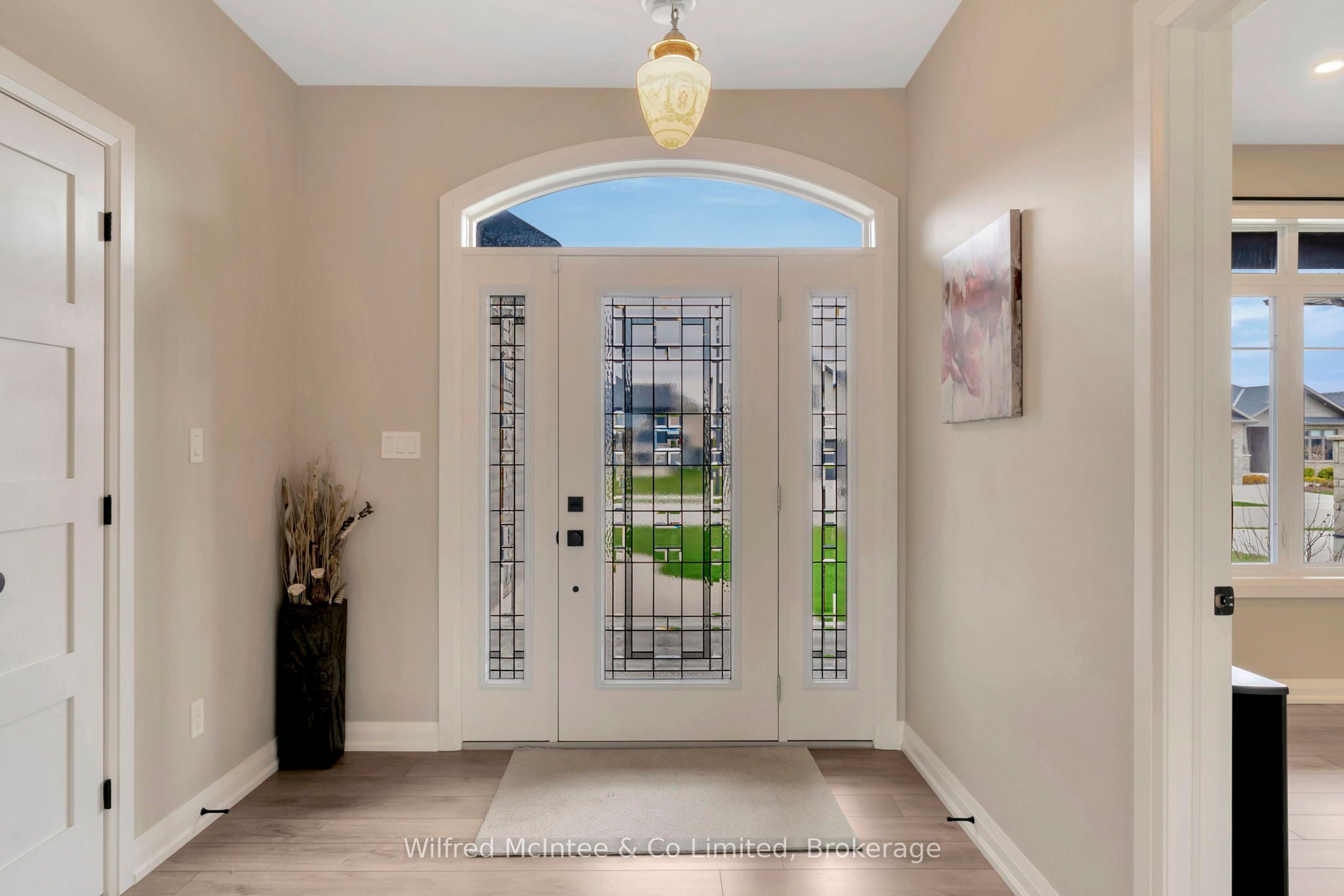 207 Irishwood Lane Property Photo 6