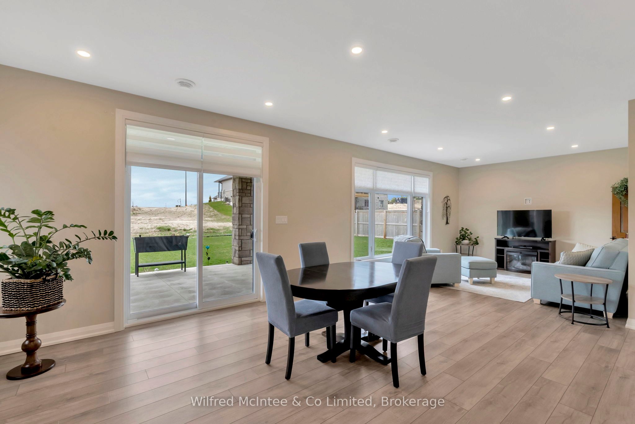 207 Irishwood Lane Property Photo 14