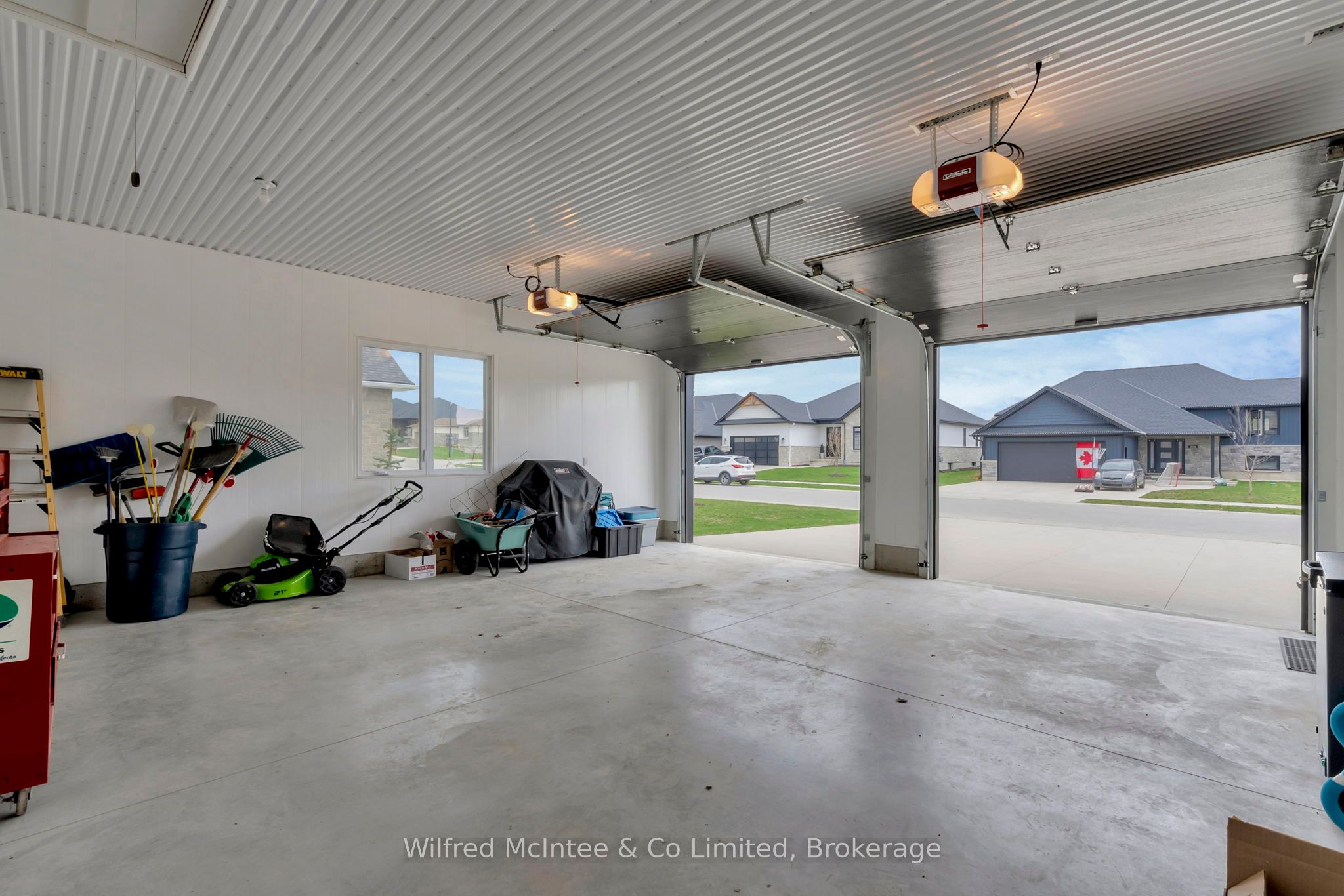 207 Irishwood Lane Property Photo 32