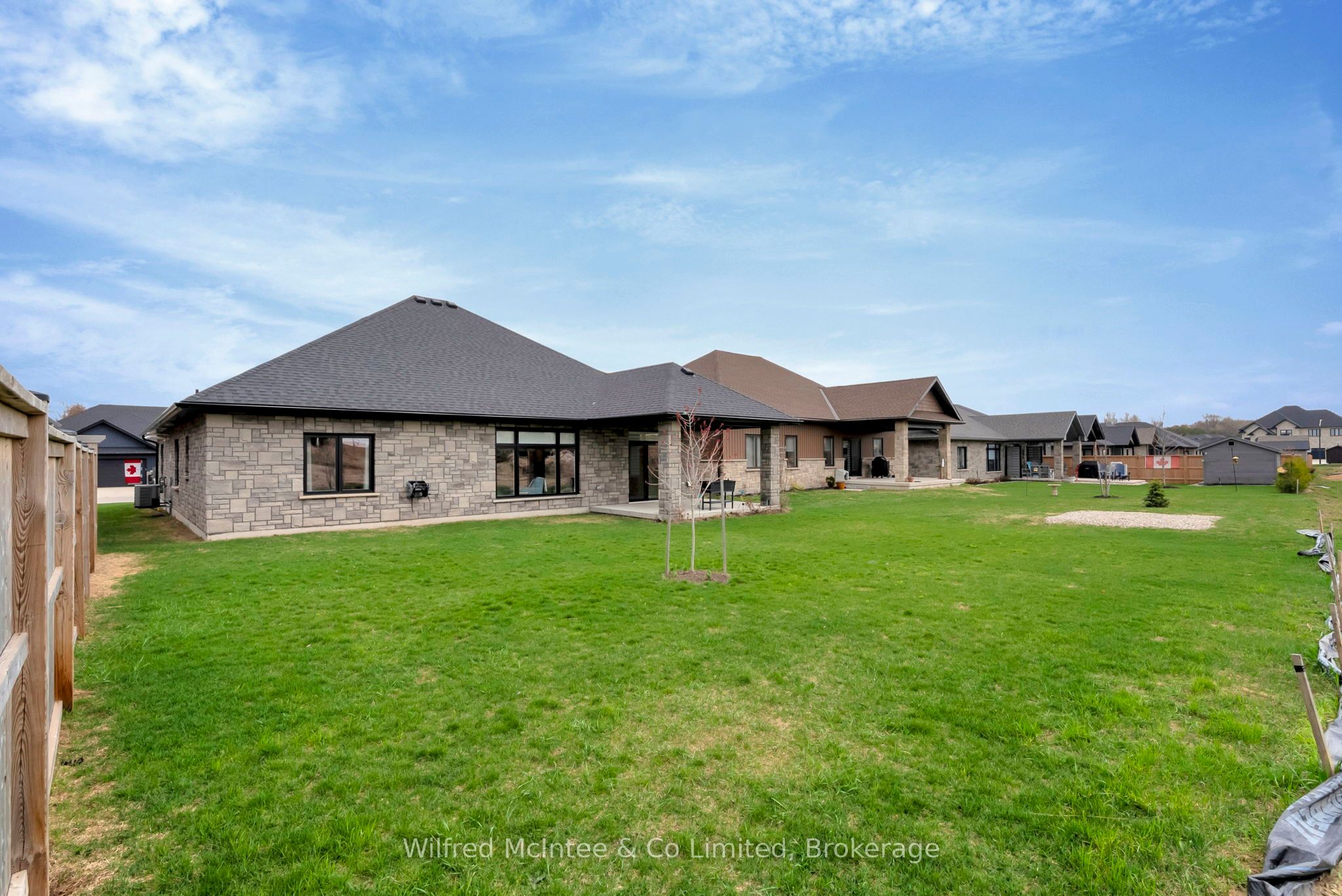 207 Irishwood Lane Property Photo 34