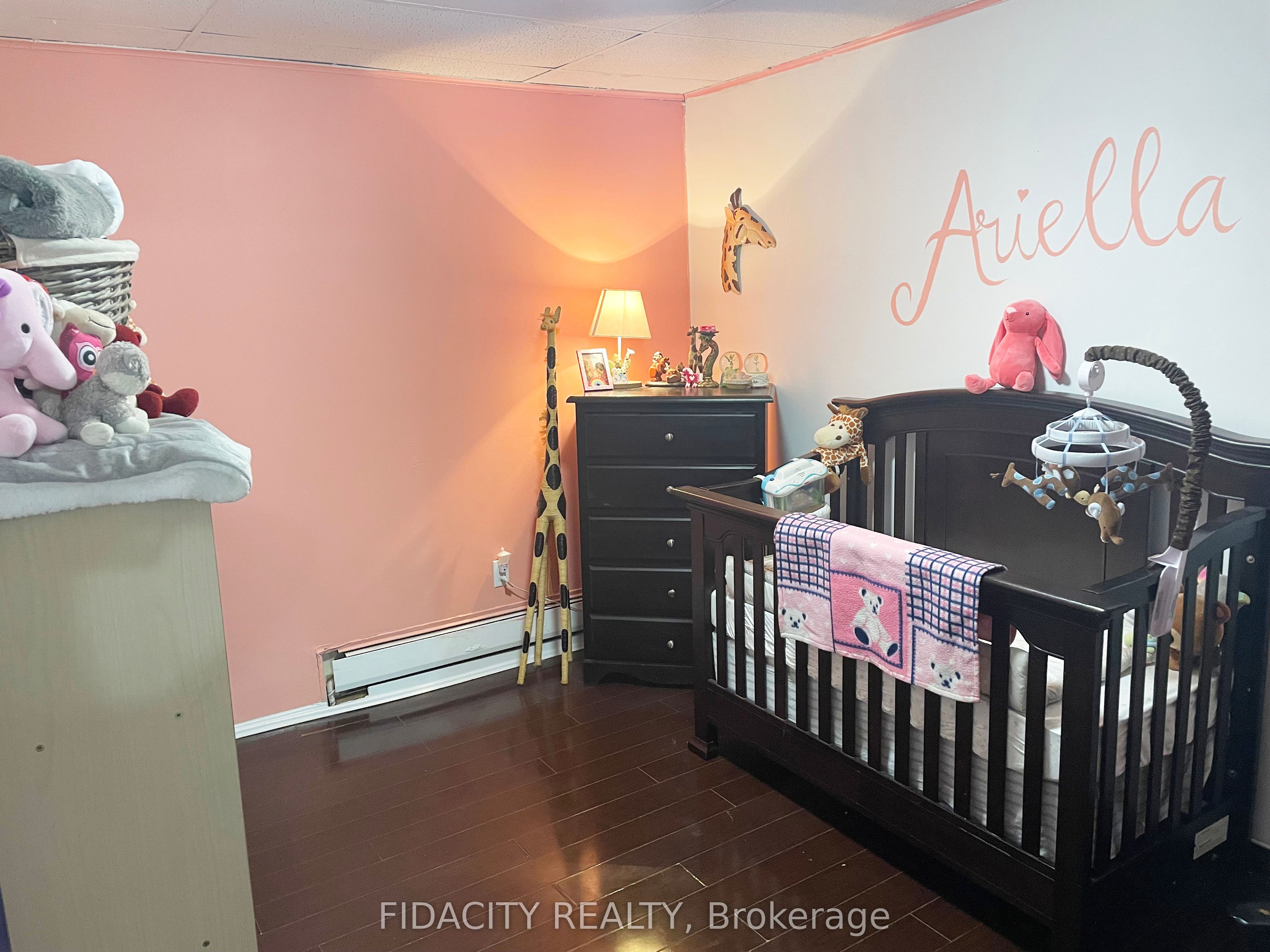 3874 Champlain Road Property Photo 14