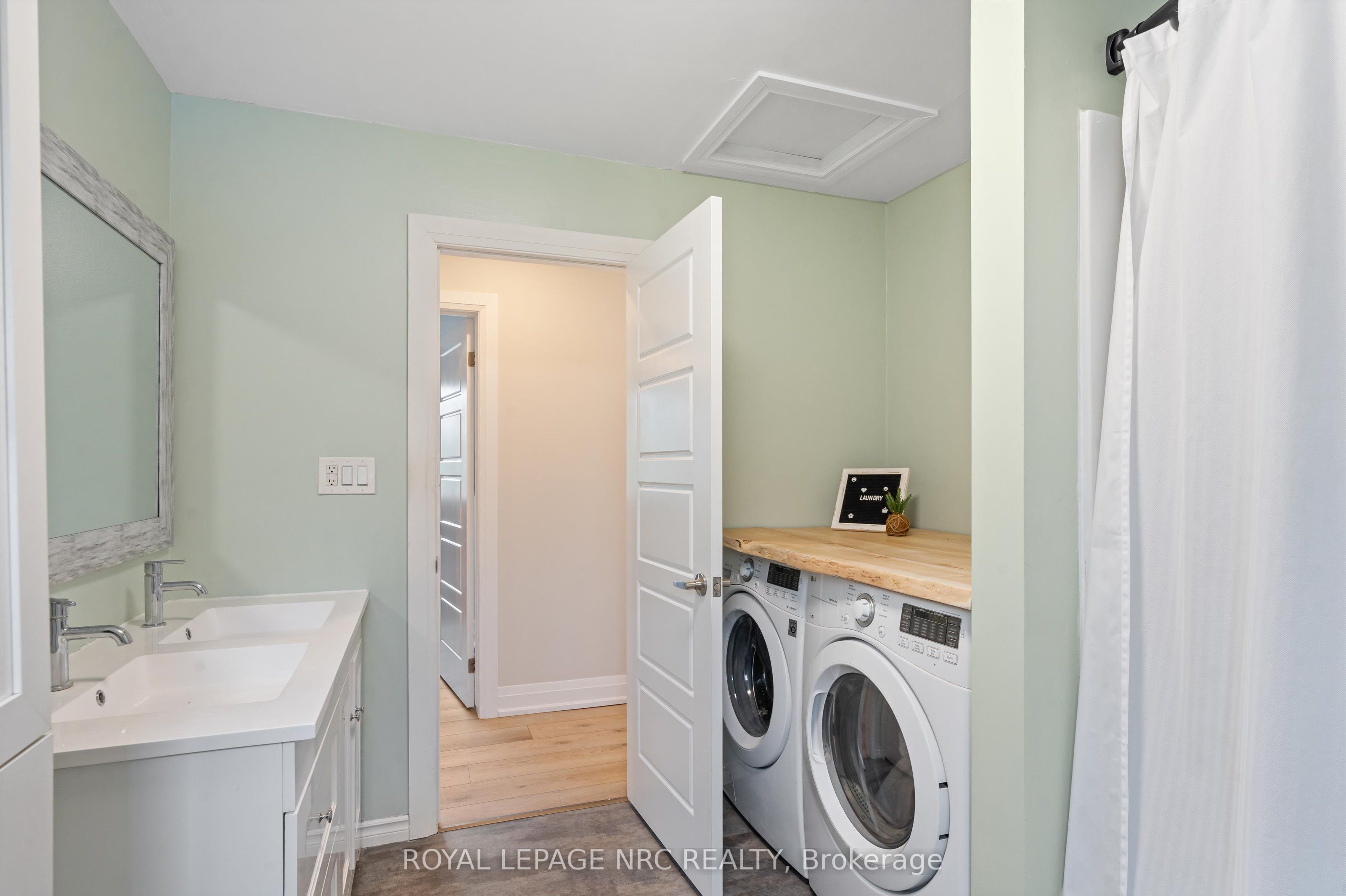 3389 Grove Avenue Property Photo 17