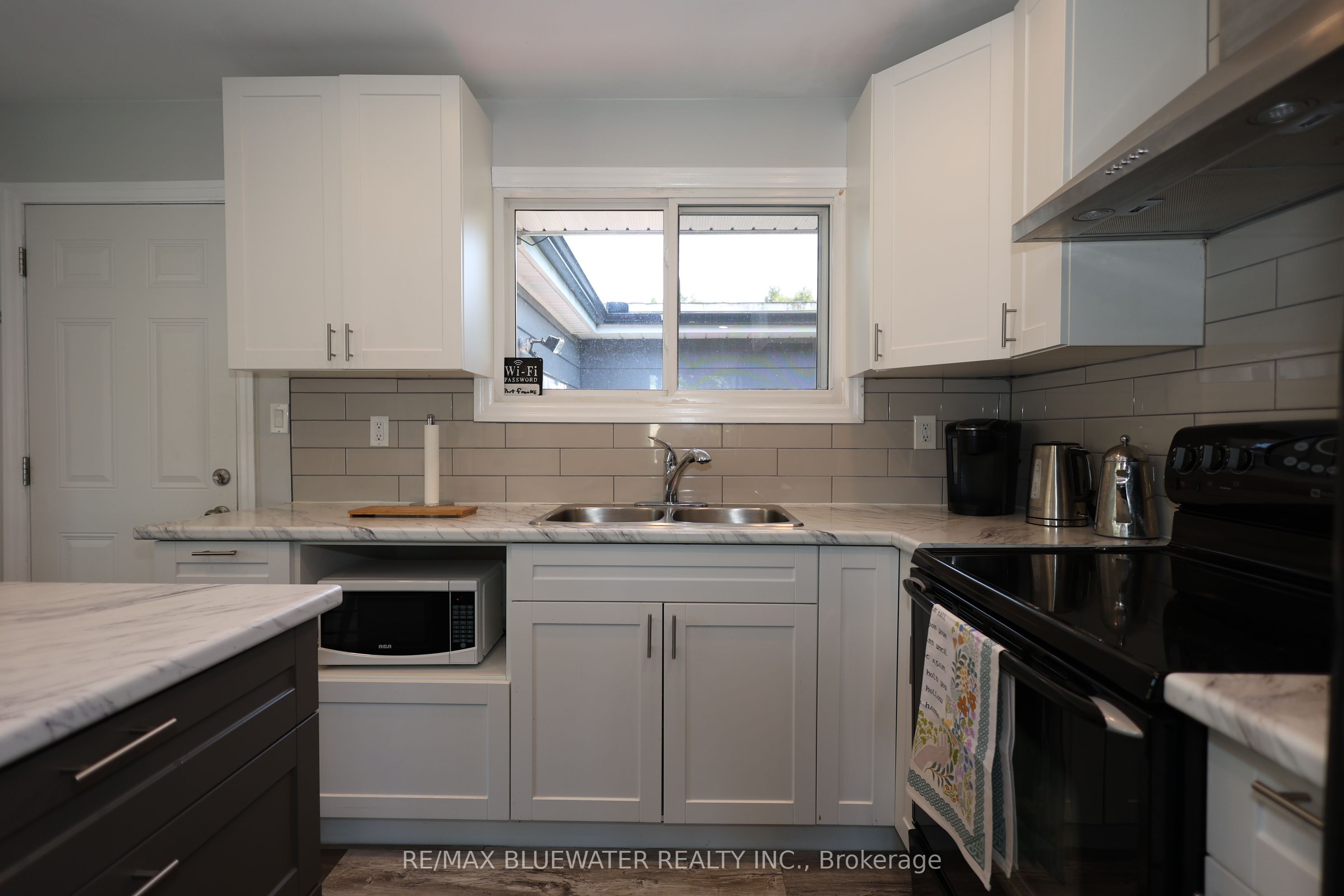 7597 Biddulph Street Property Photo 6
