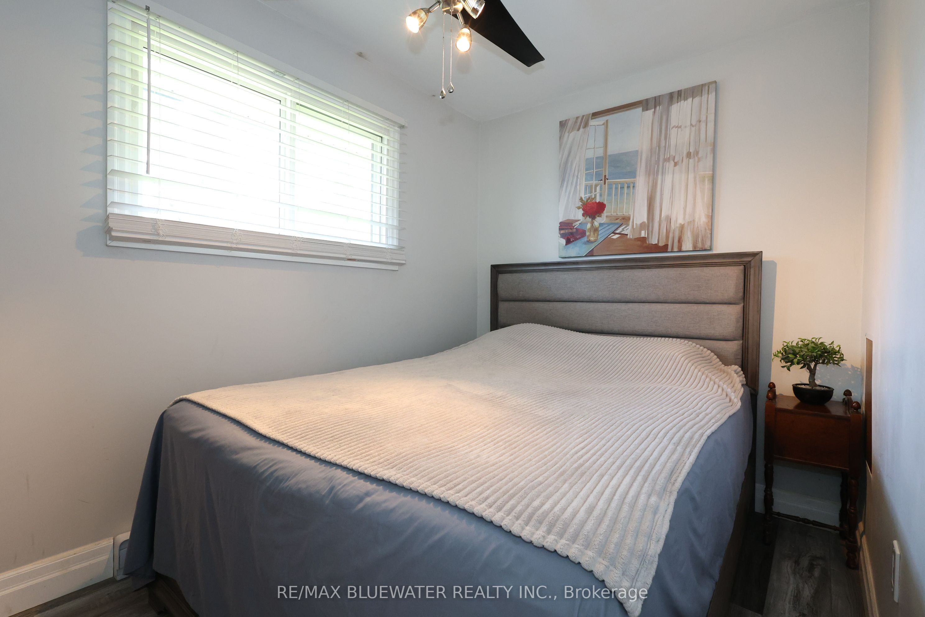 7597 Biddulph Street Property Photo 14