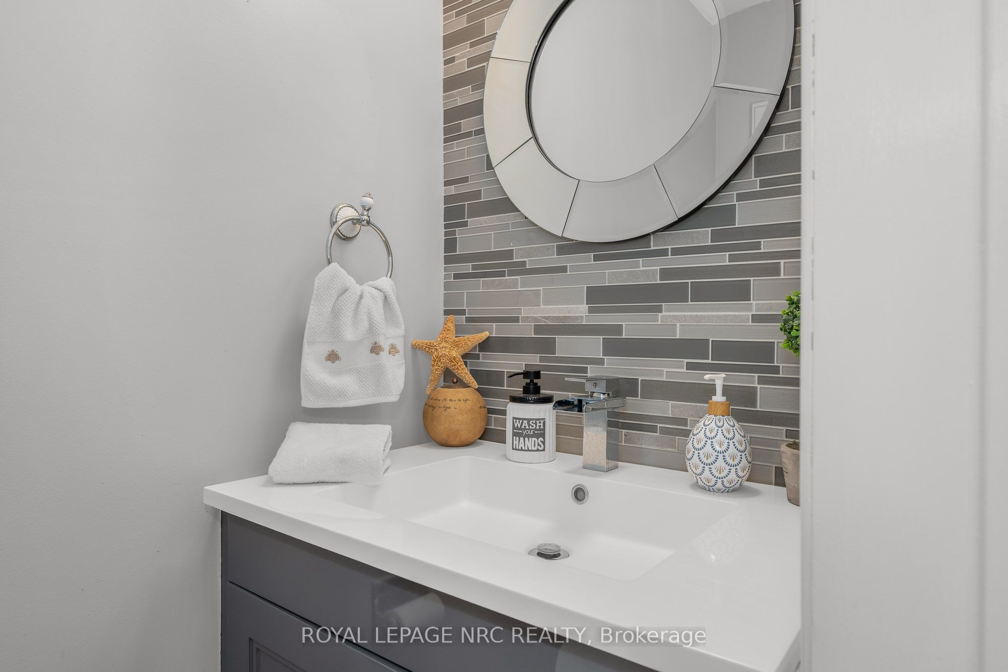19 Little John Court Property Photo 22