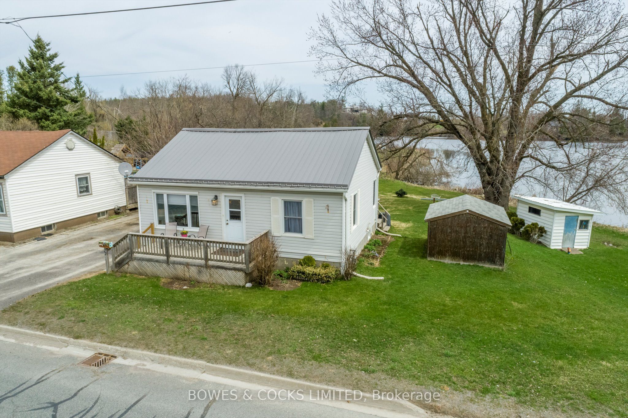 77 County Rd 40 Property Photo