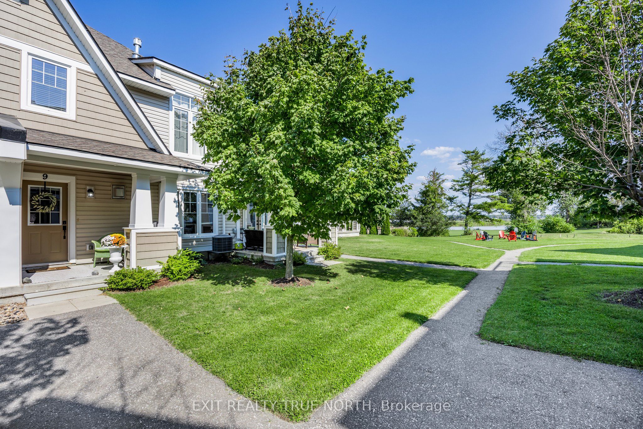 #21 - 9 Mulligan Lane Property Photo
