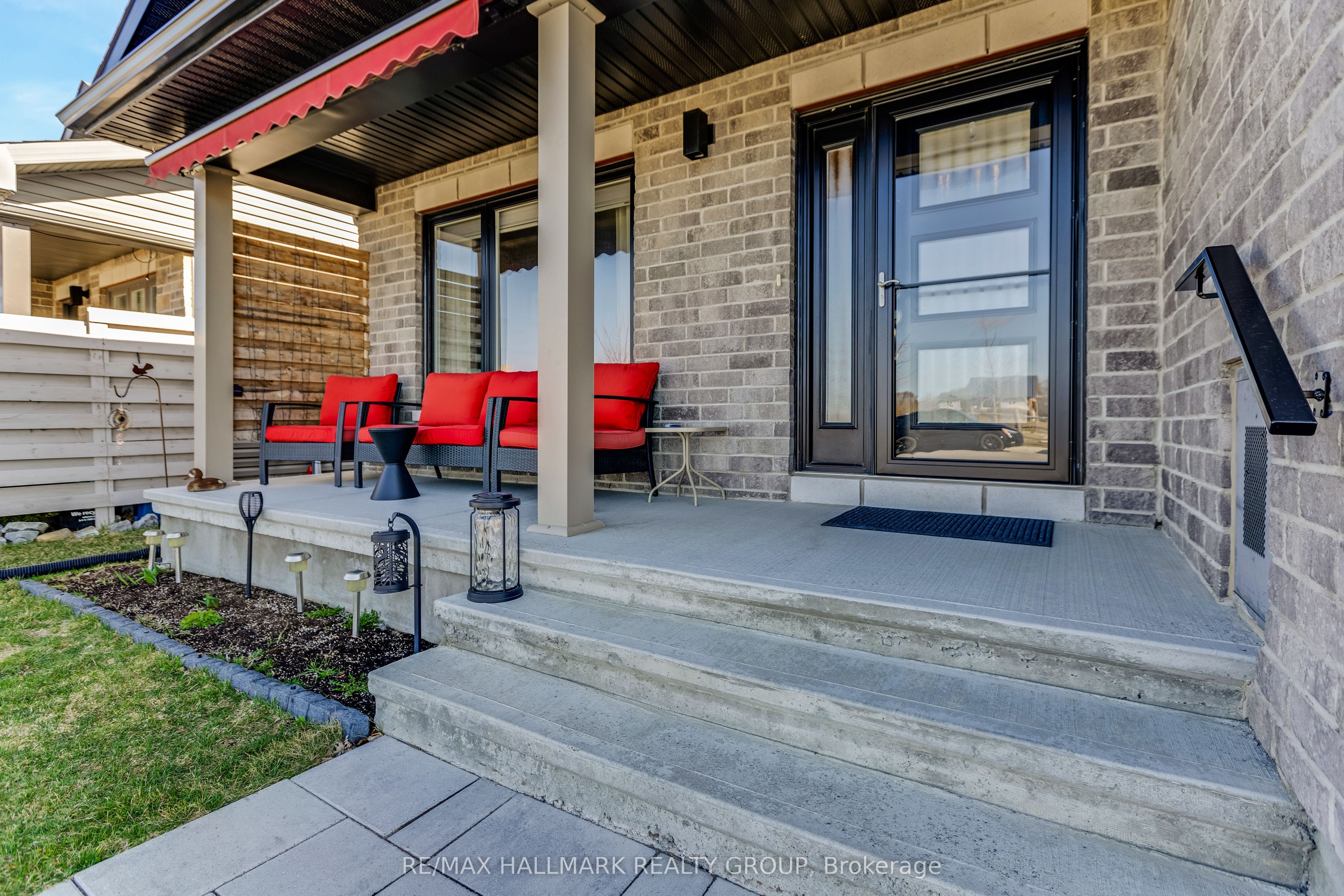 183 Sadler Drive Property Photo 2