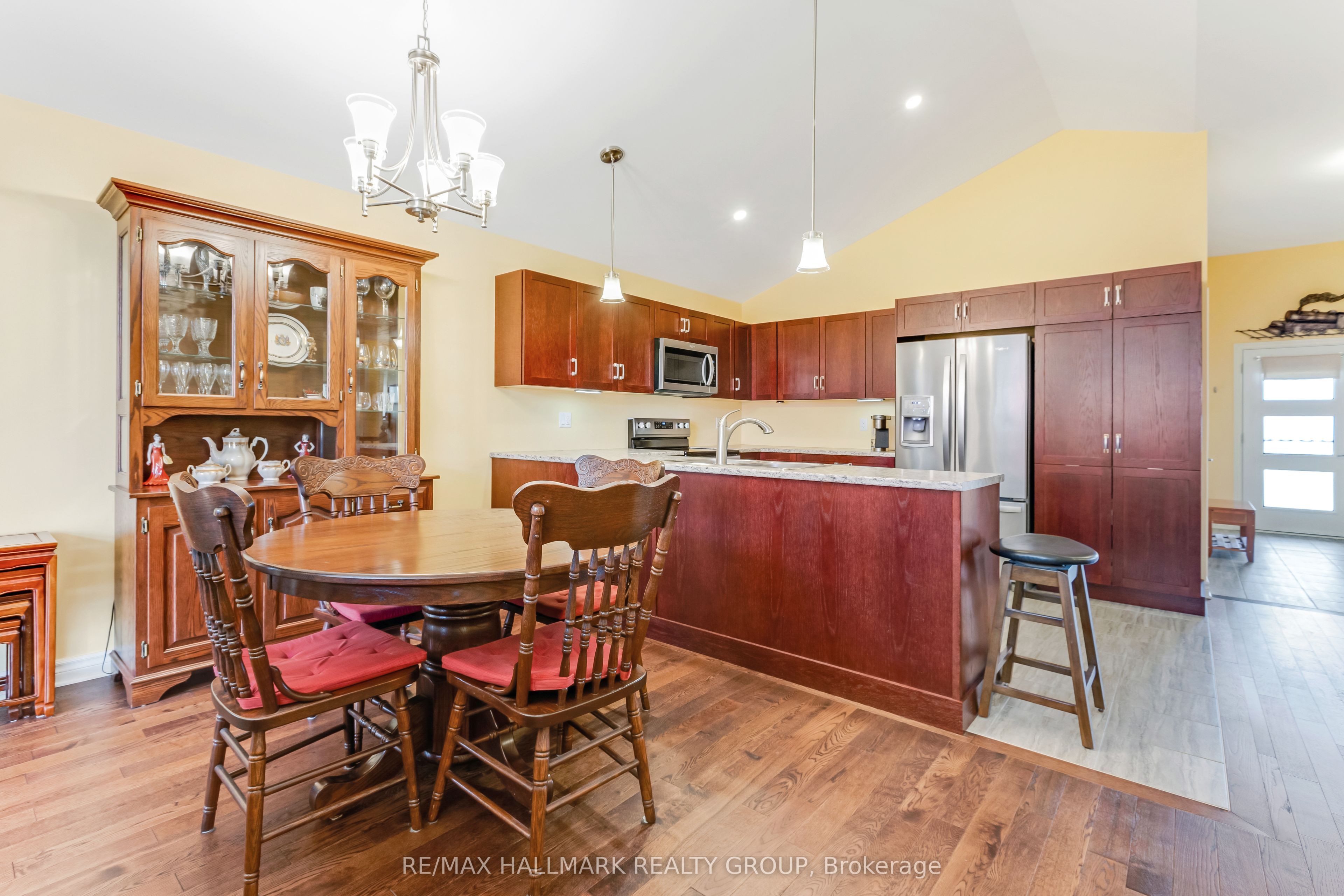 183 Sadler Drive Property Photo 6