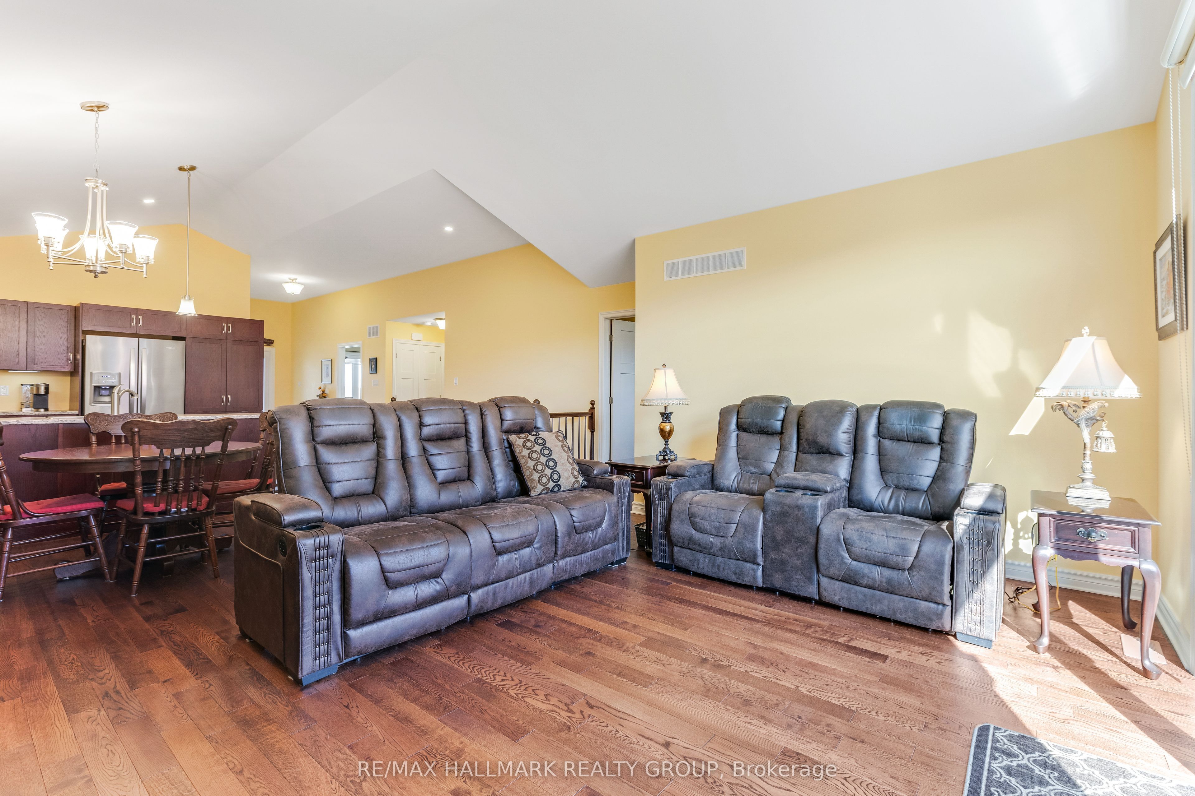 183 Sadler Drive Property Photo 10