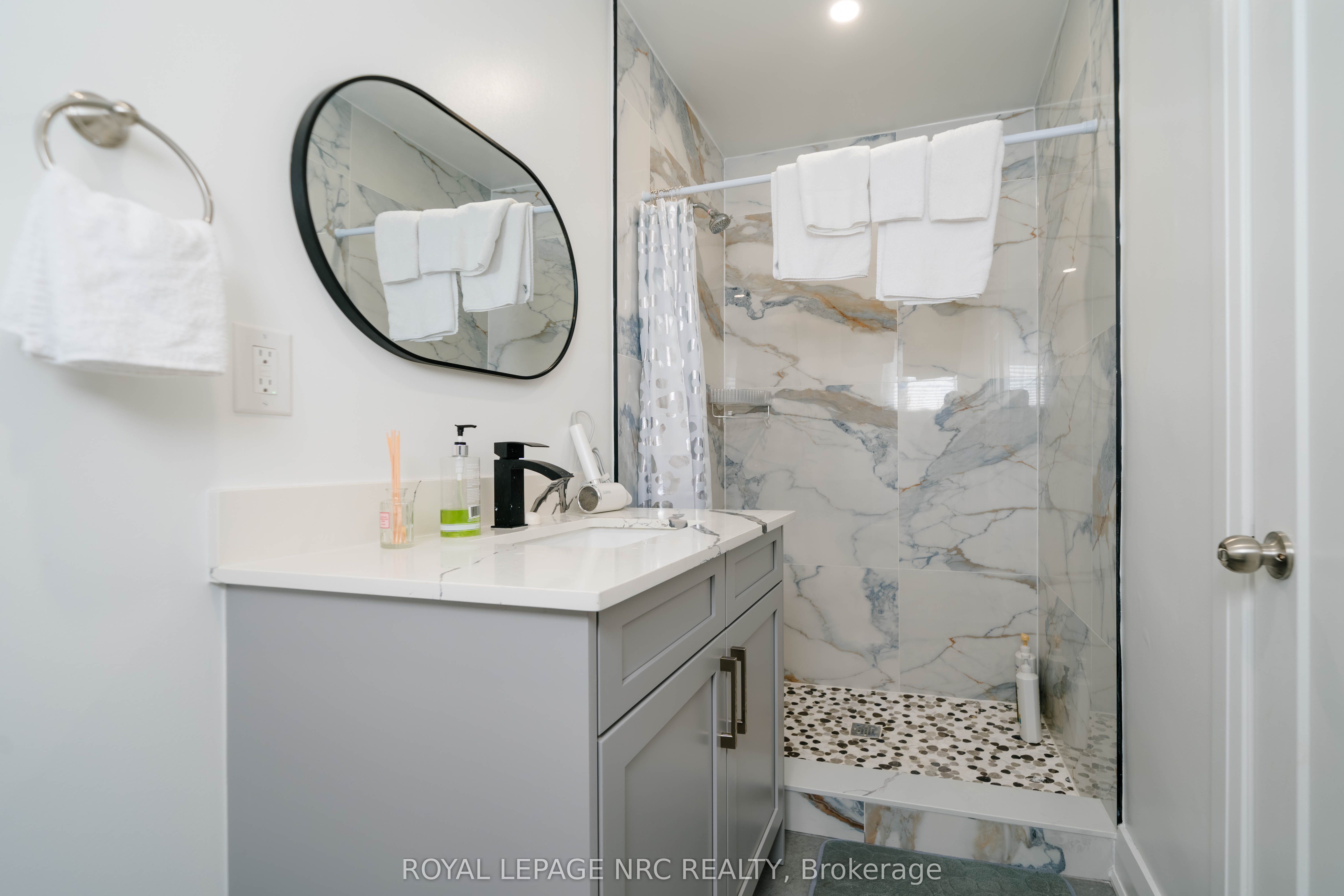 5341 River Road Property Photo 19