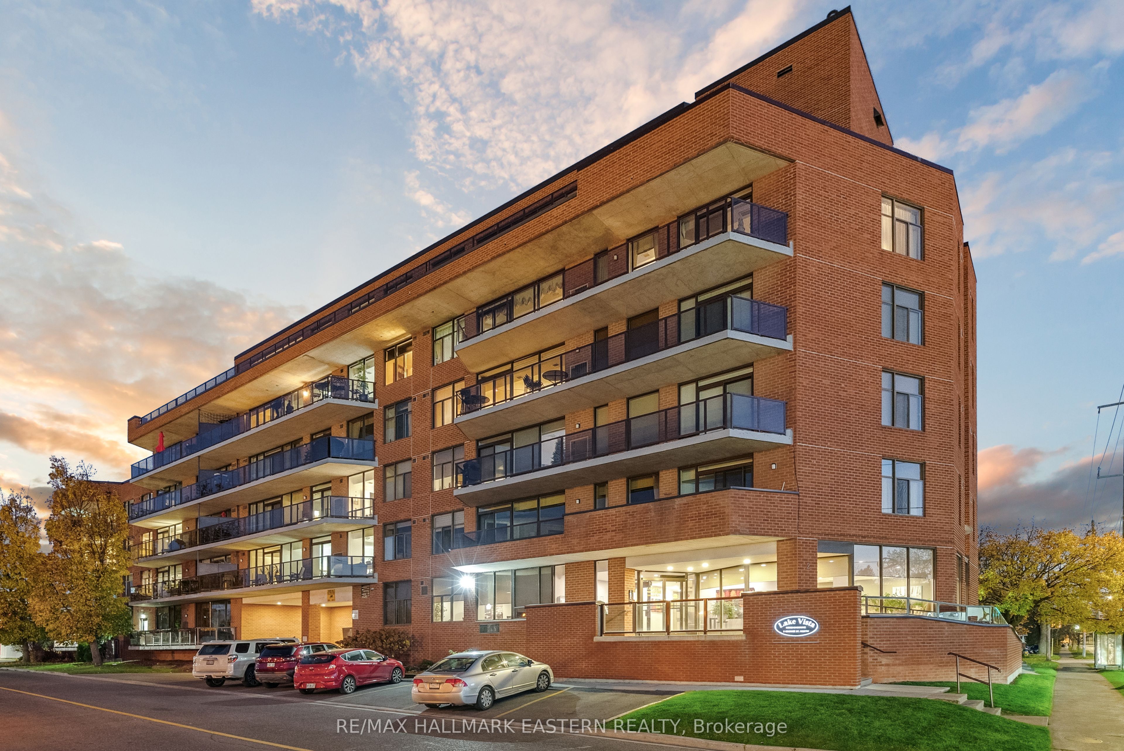 #502 - 2 George Street Property Photo