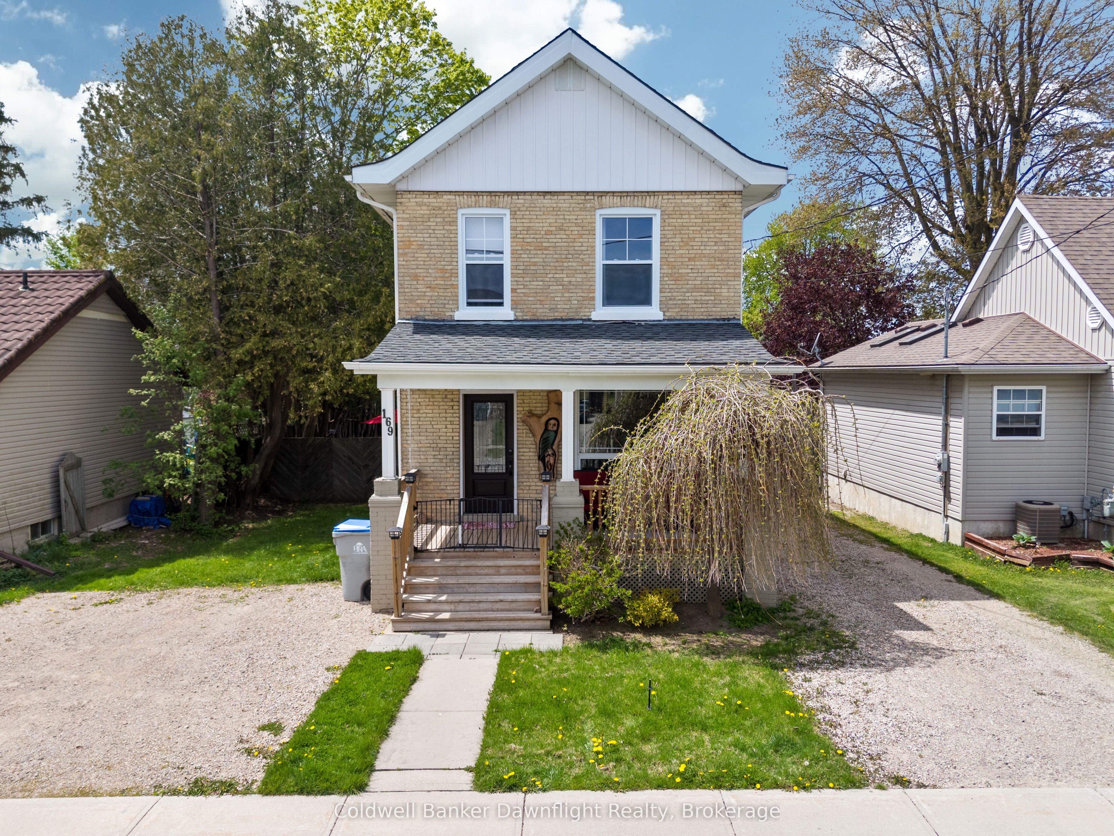 169 Andrew Street Property Photo 1