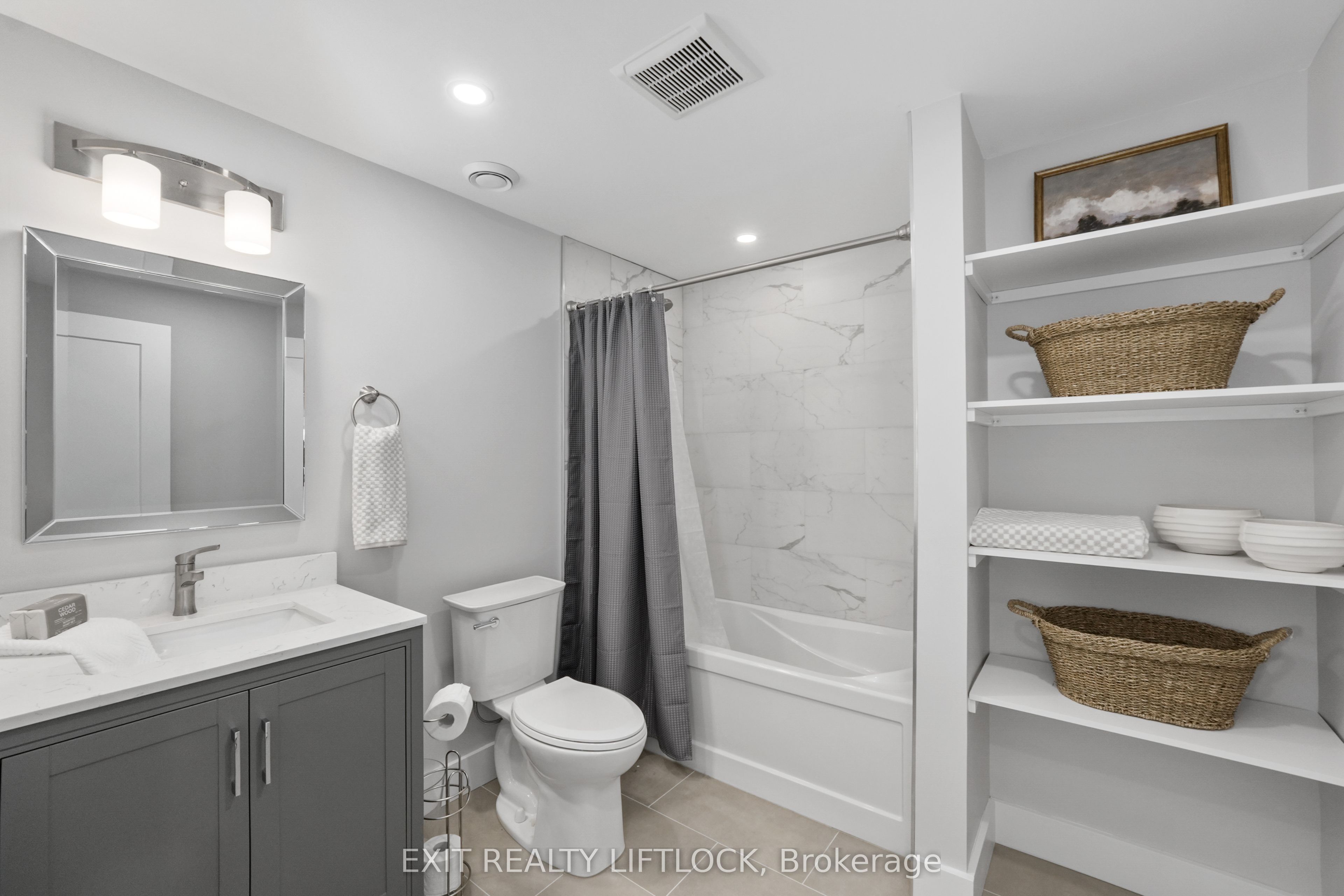 11 Rory Drive N Property Photo 32