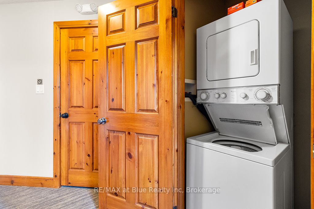 170 Snowbridge Way 222 Property Photo 12