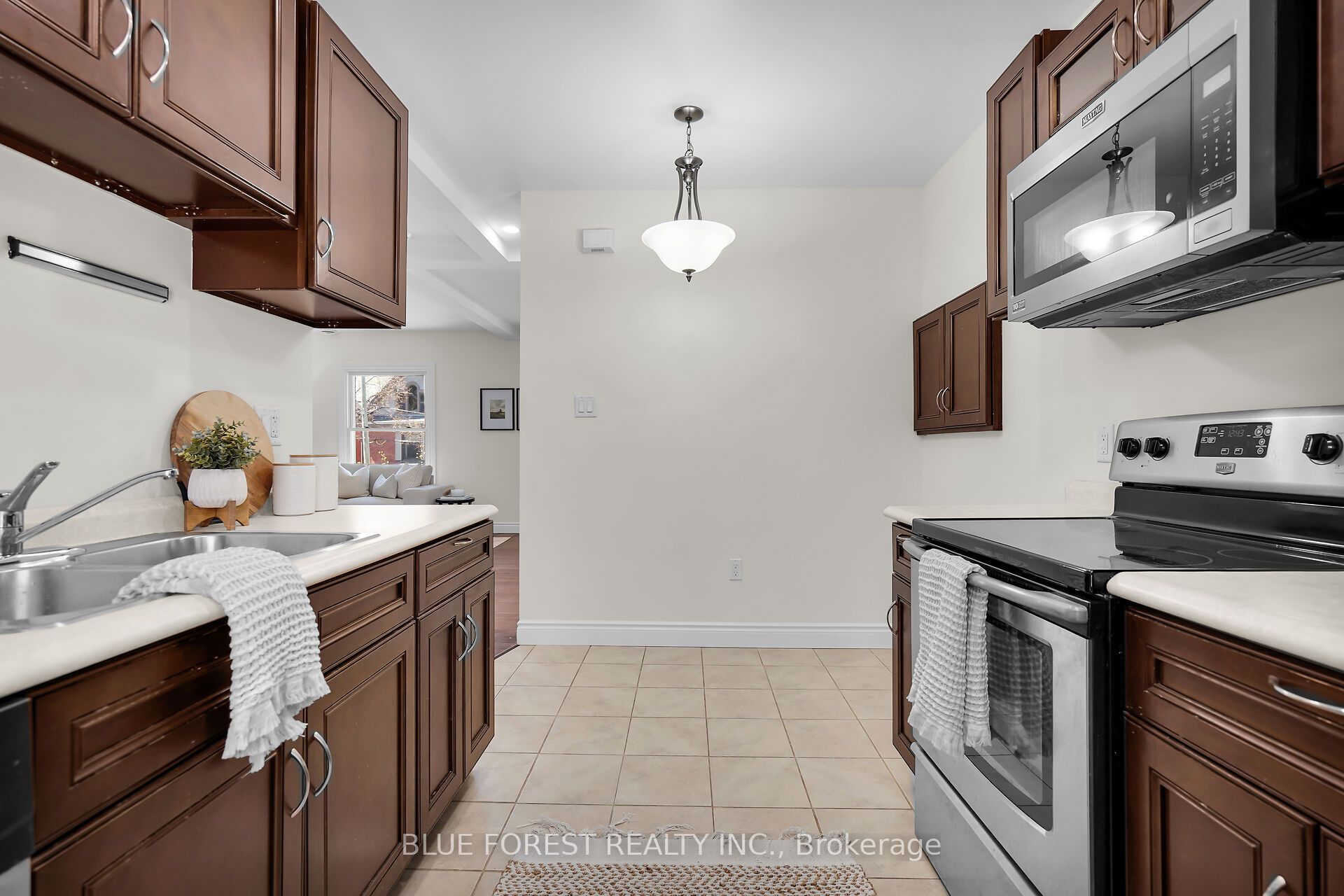 18 Belgrave Avenue Property Photo 14
