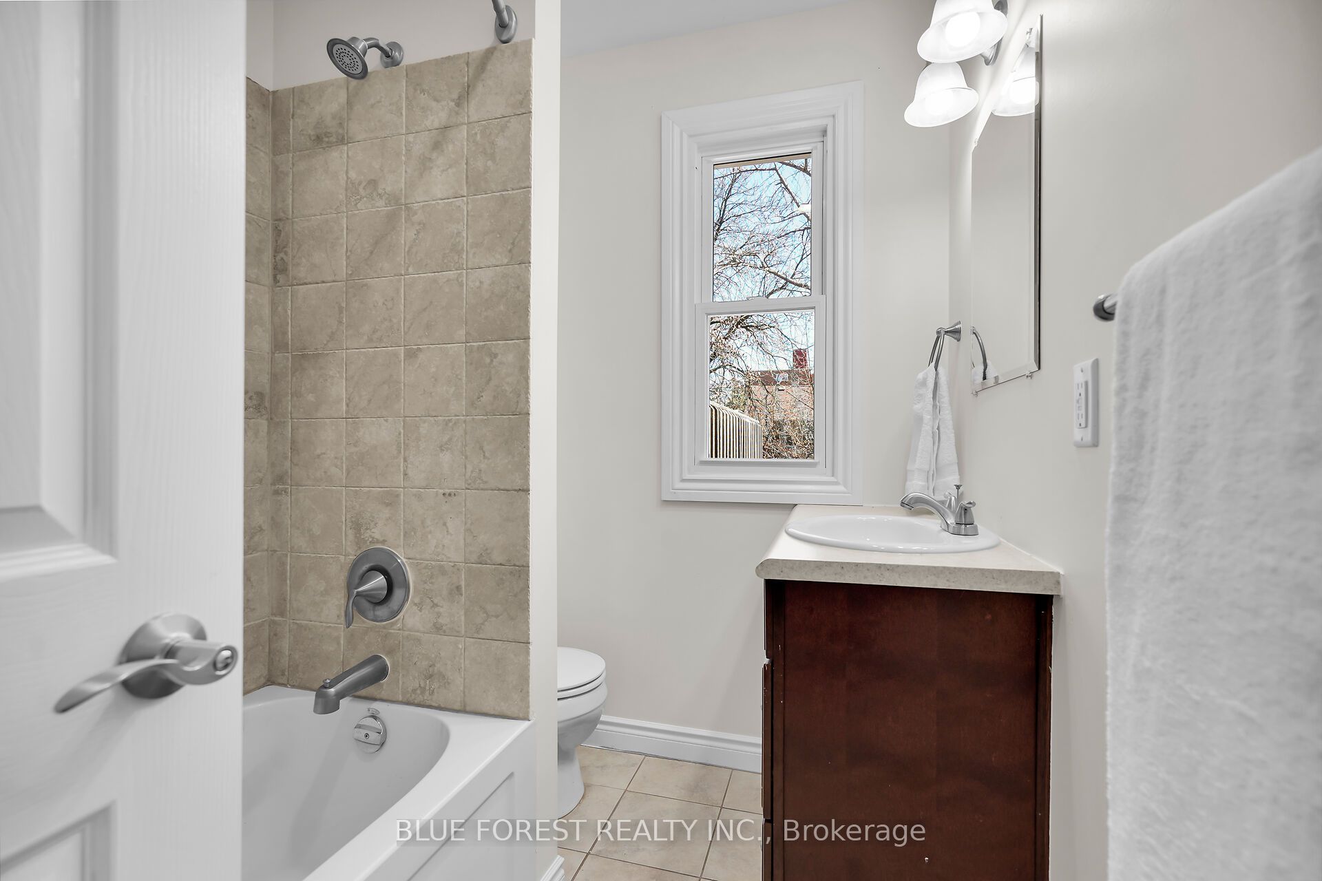 18 Belgrave Avenue Property Photo 20