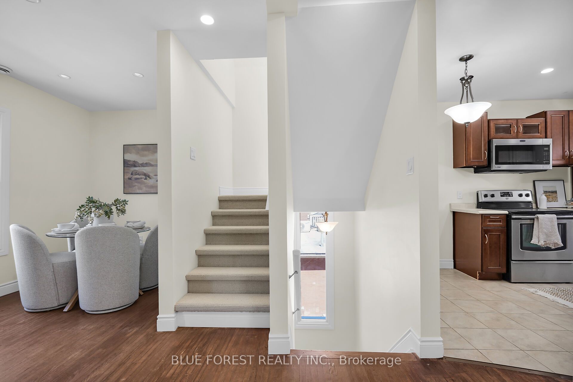 18 Belgrave Avenue Property Photo 23