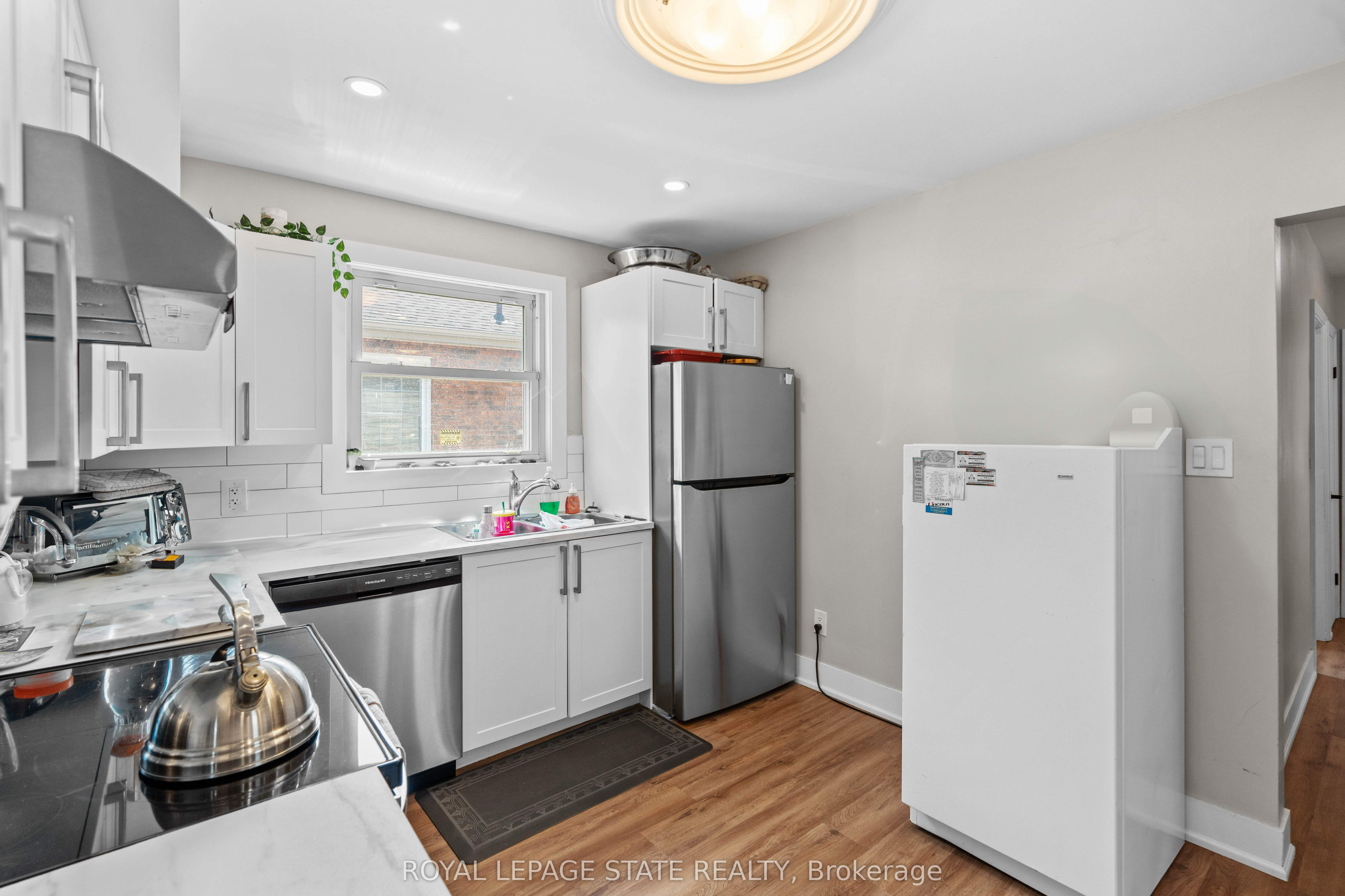 17 Prestwick Ave Property Photo 10