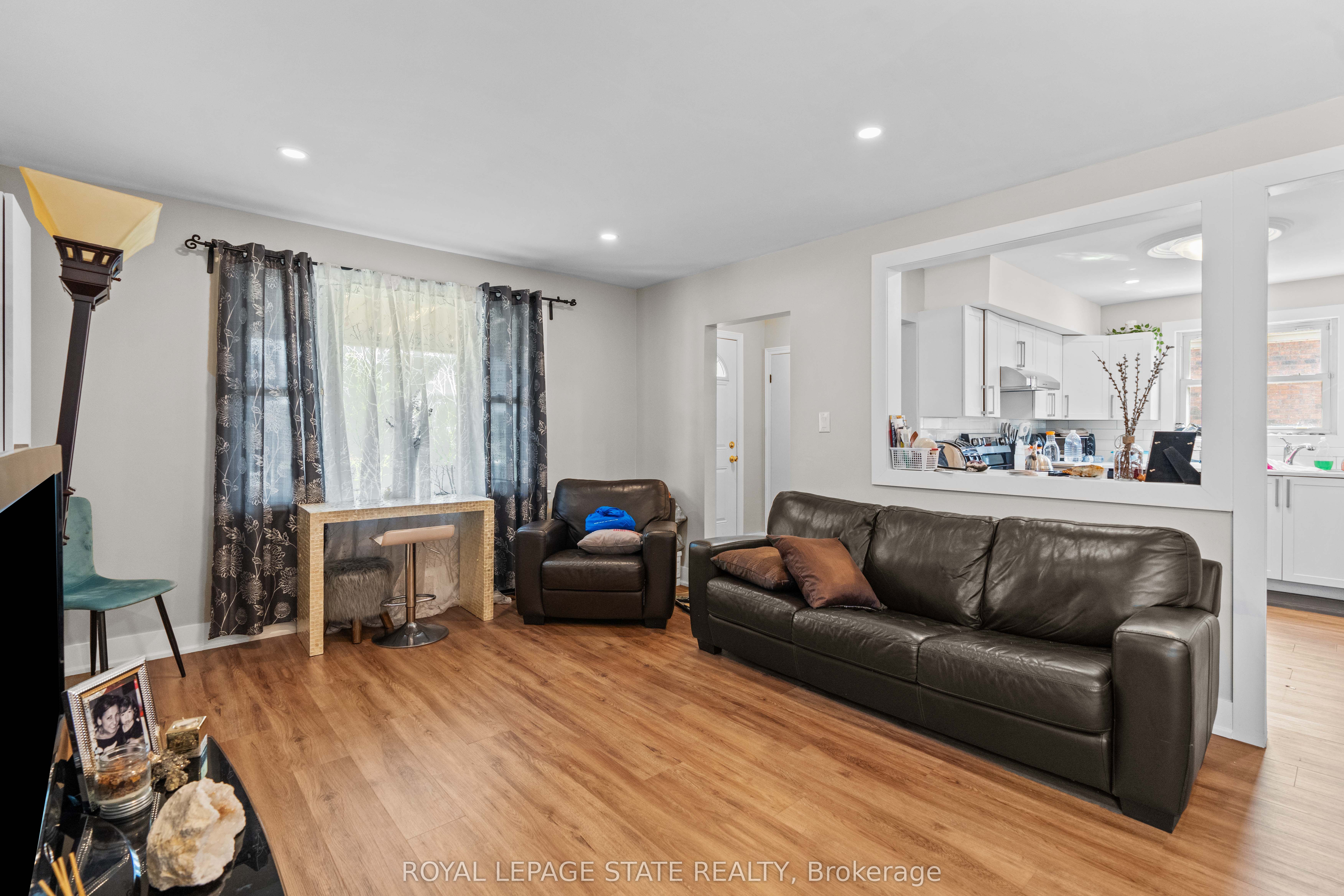 17 Prestwick Ave Property Photo 14
