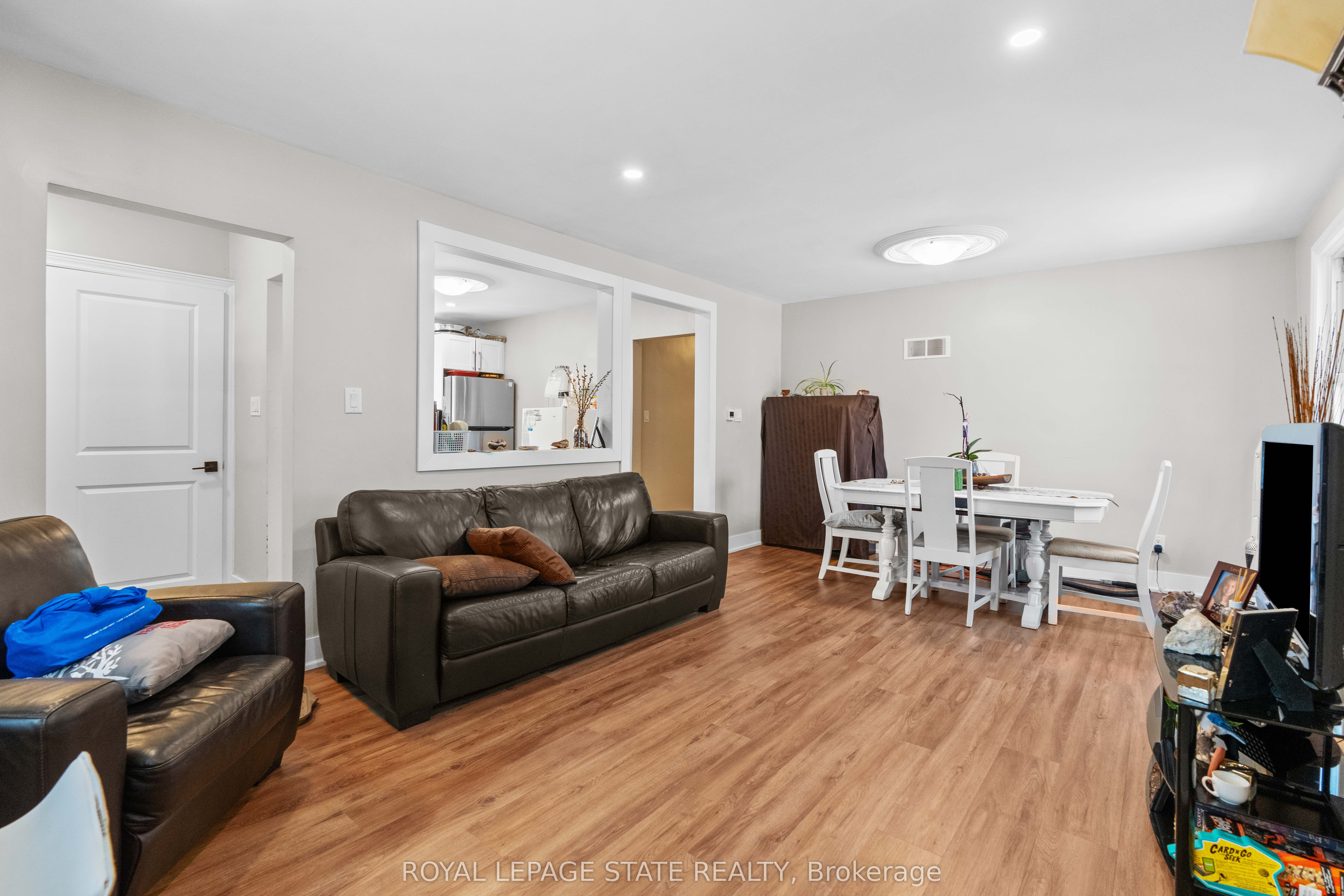 17 Prestwick Ave Property Photo 15