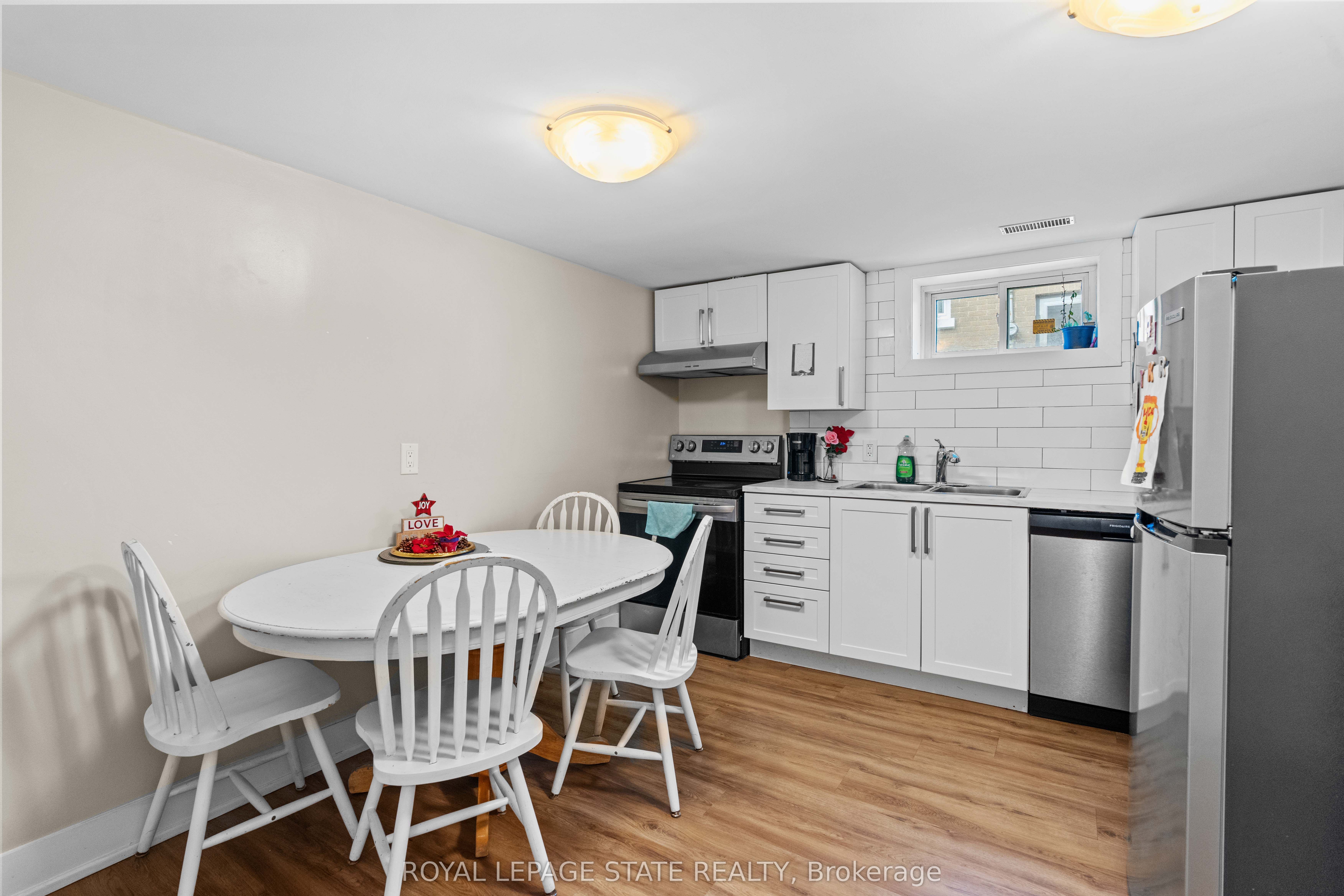 17 Prestwick Ave Property Photo 29