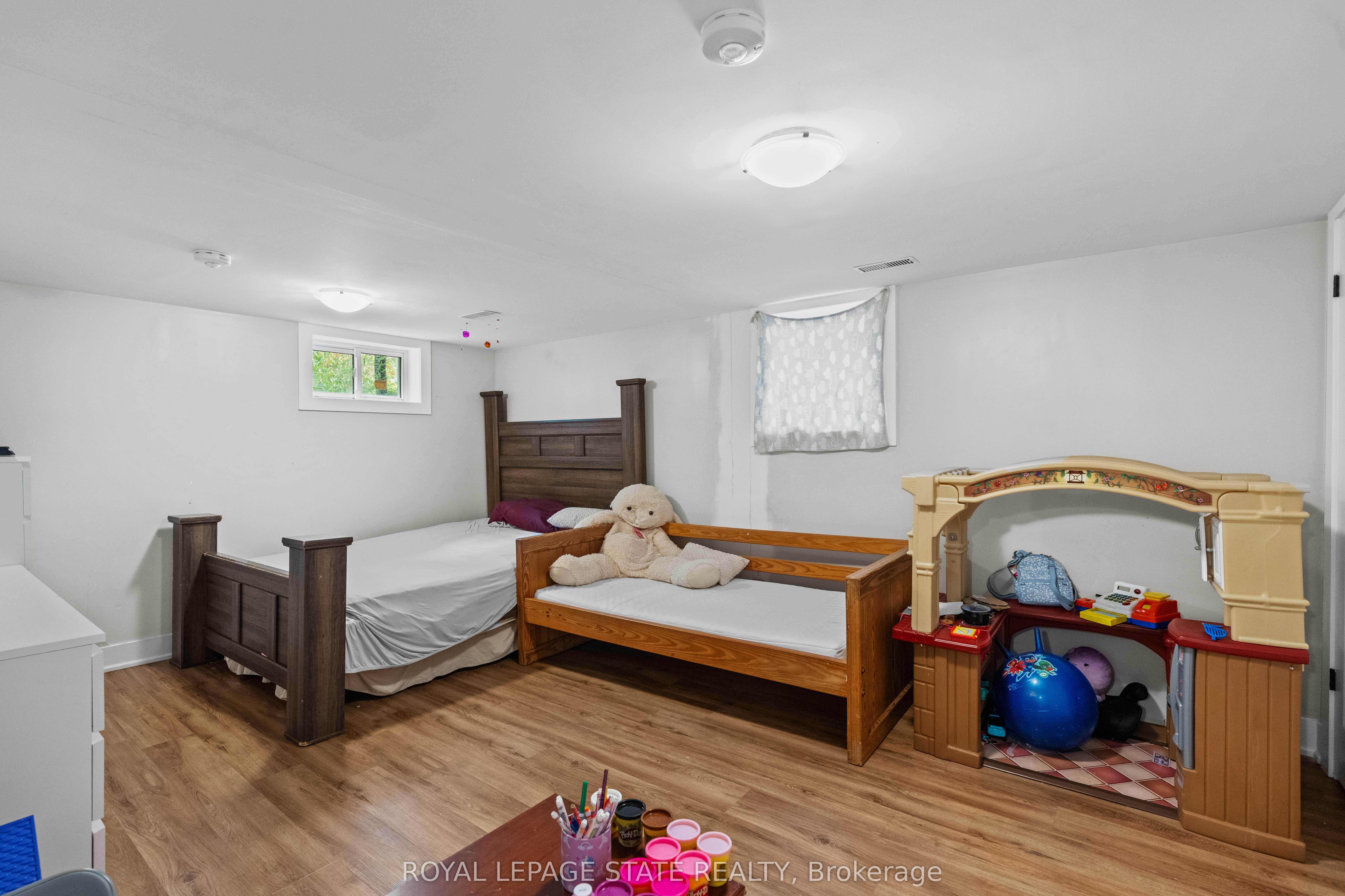 17 Prestwick Ave Property Photo 33