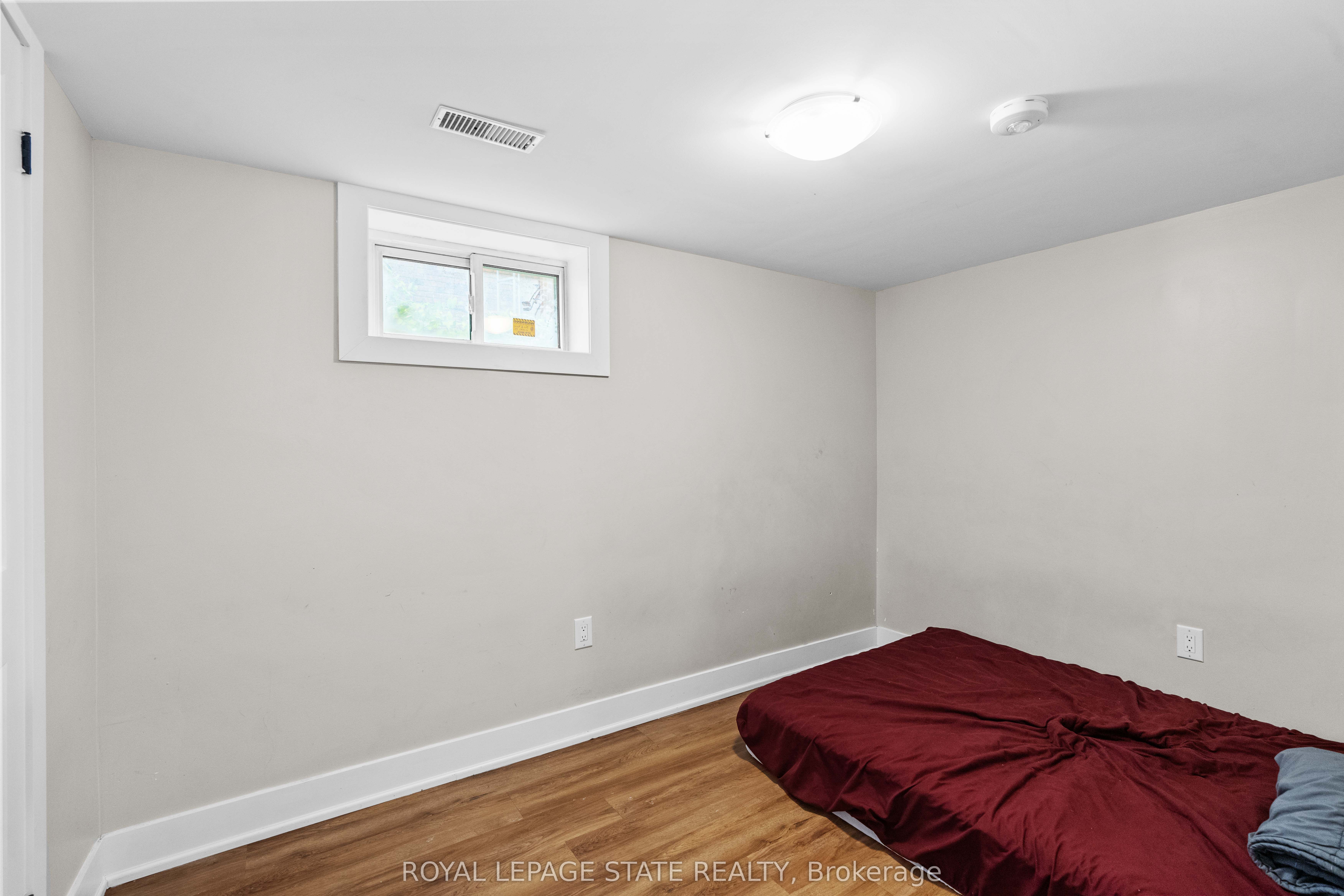 17 Prestwick Ave Property Photo 35