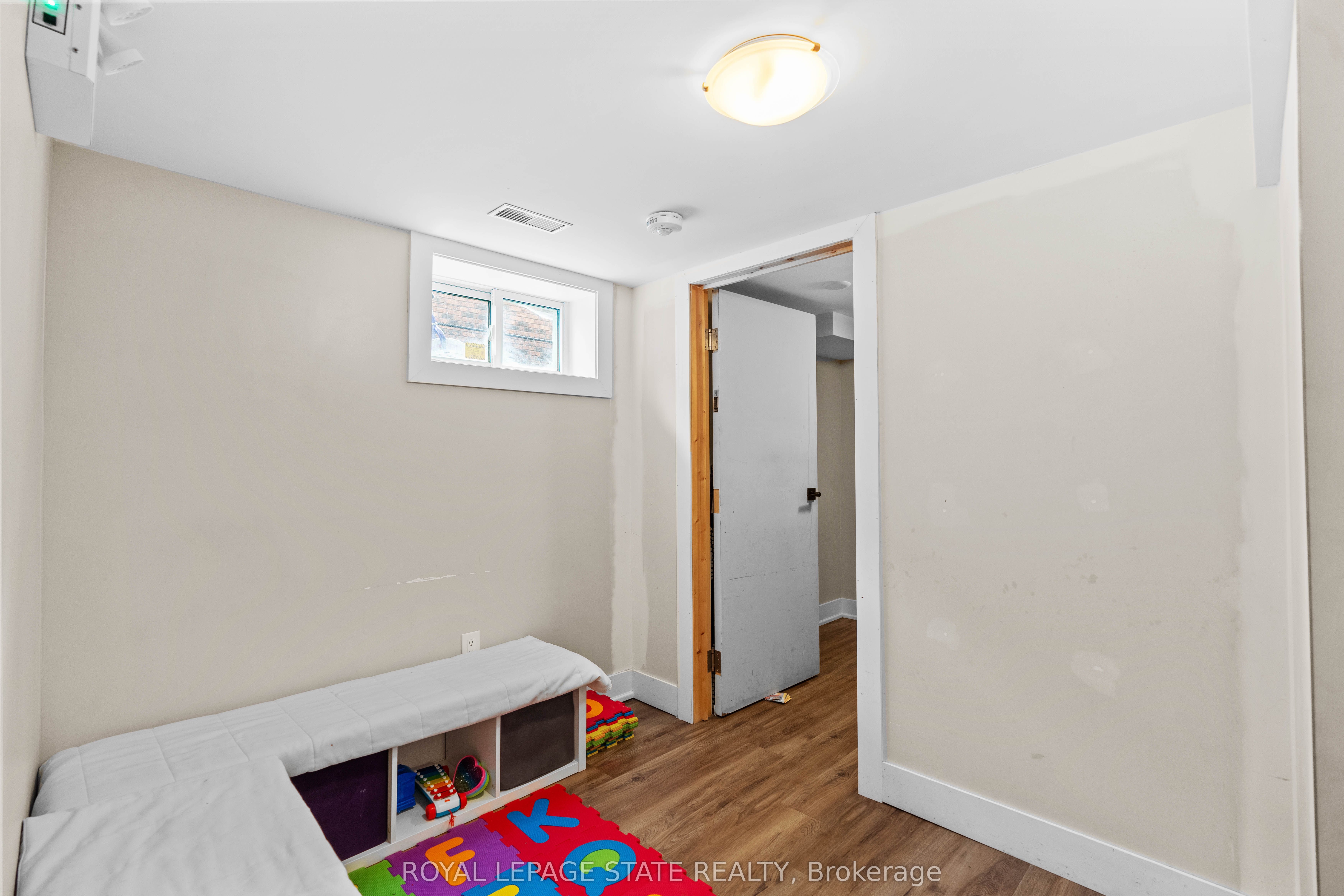 17 Prestwick Ave Property Photo 39