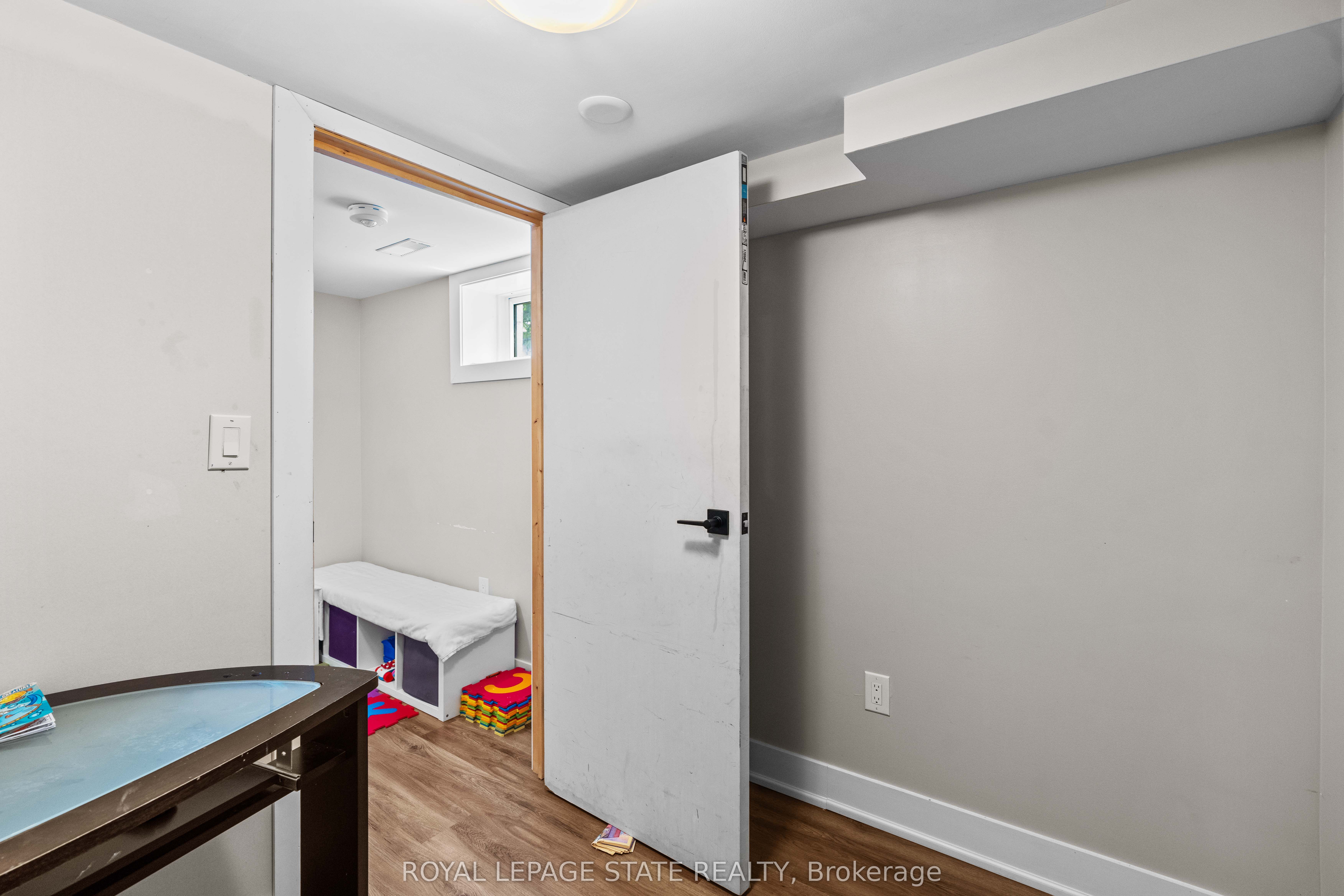 17 Prestwick Ave Property Photo 42
