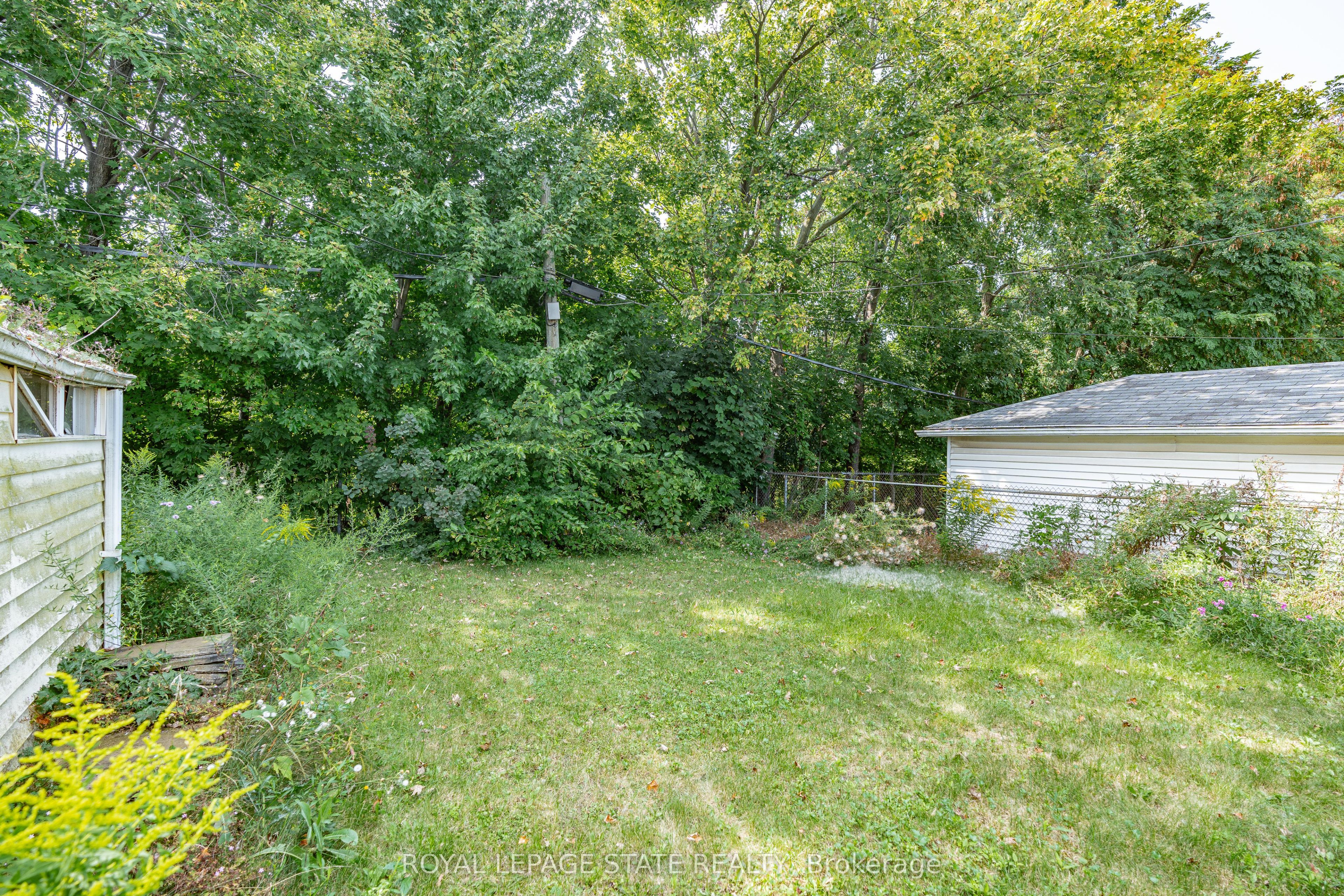 17 Prestwick Ave Property Photo 44