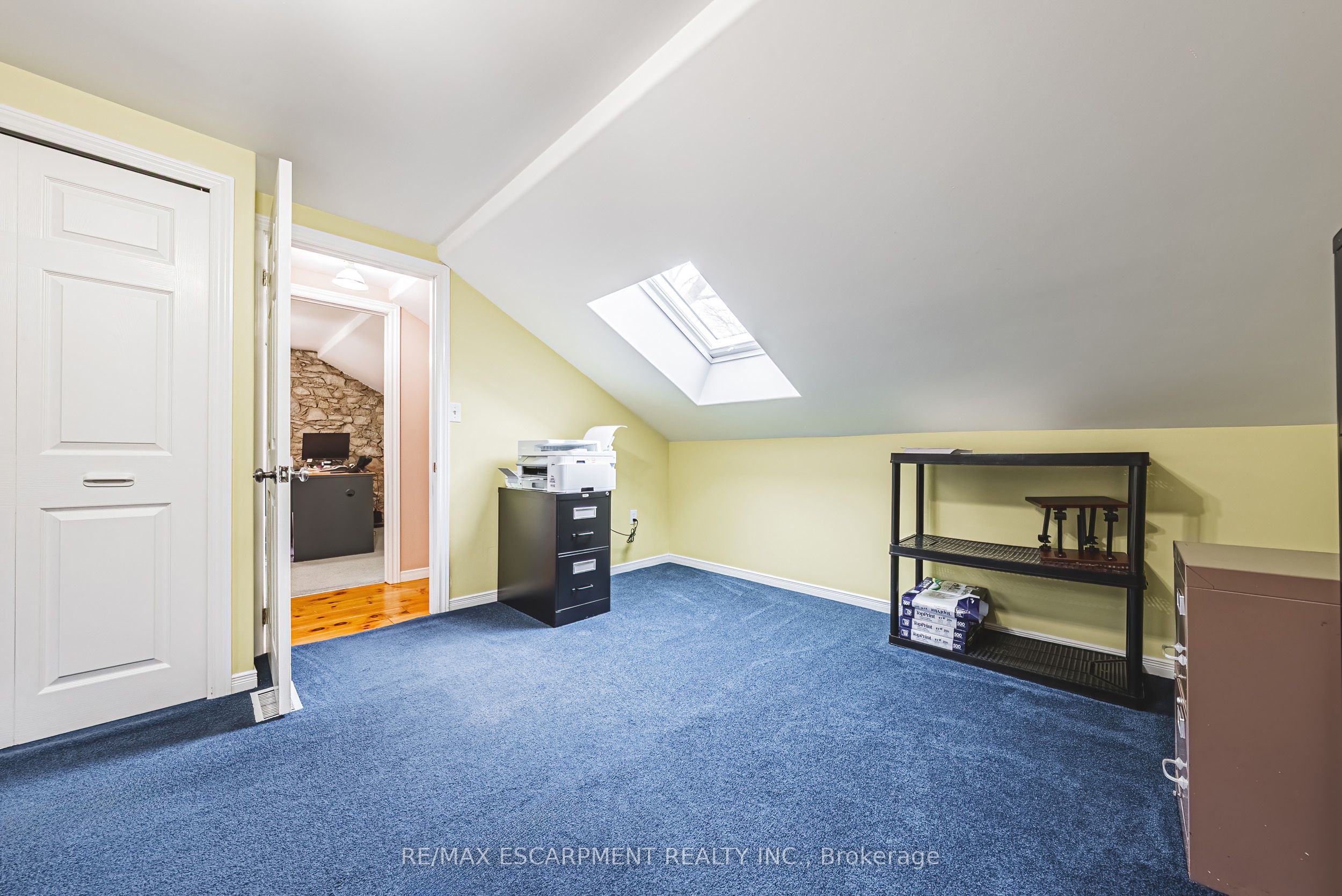 110 Freelton Road Property Photo 23