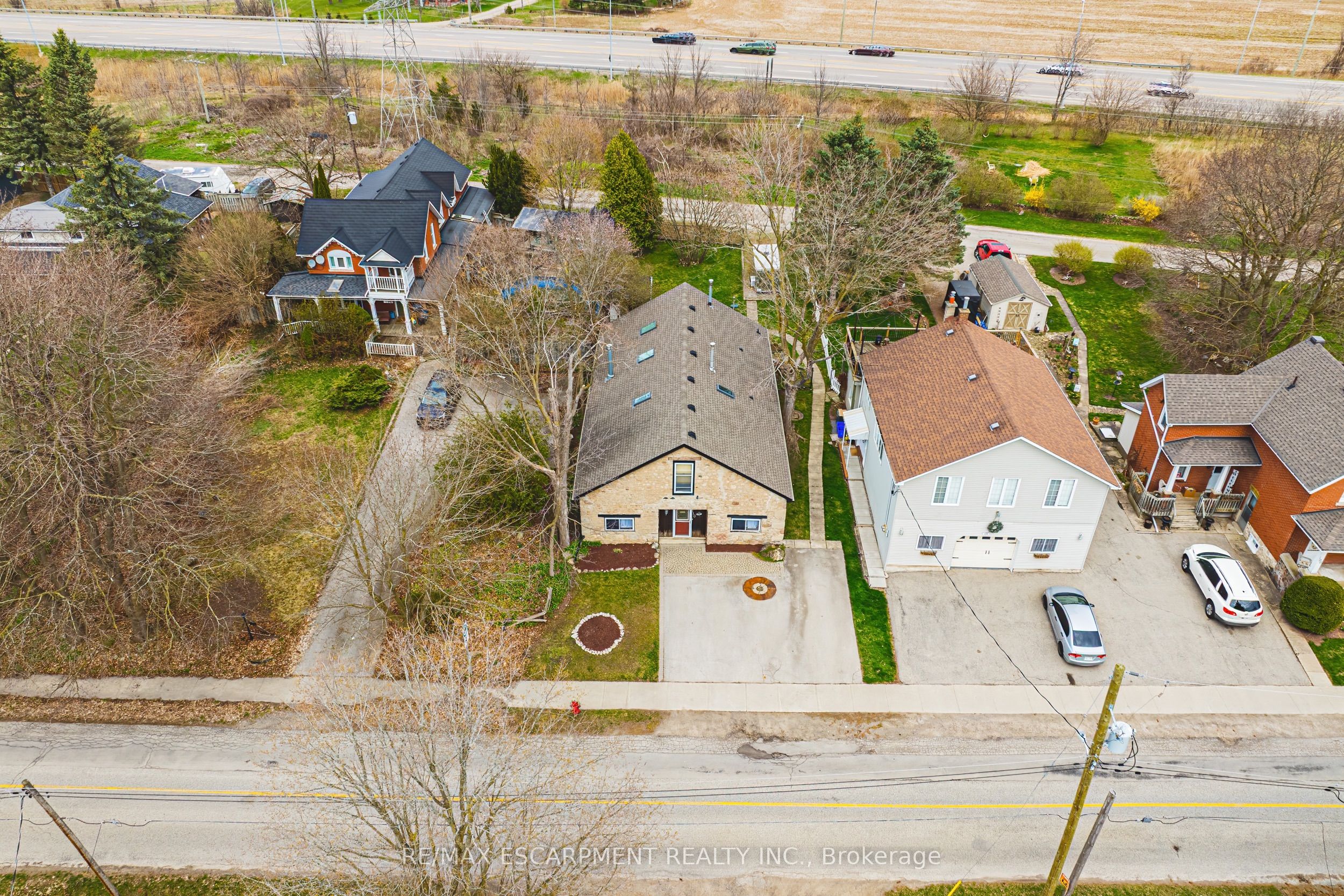 110 Freelton Road Property Photo 31