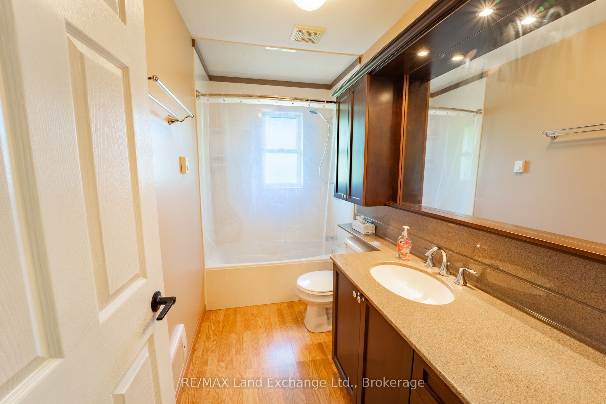 5 Macgregor Beach Road Property Photo 22