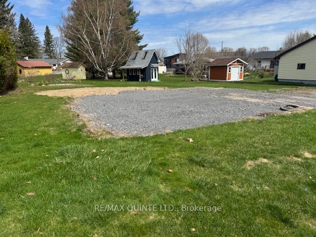 8 Rogers Street Property Photo 3